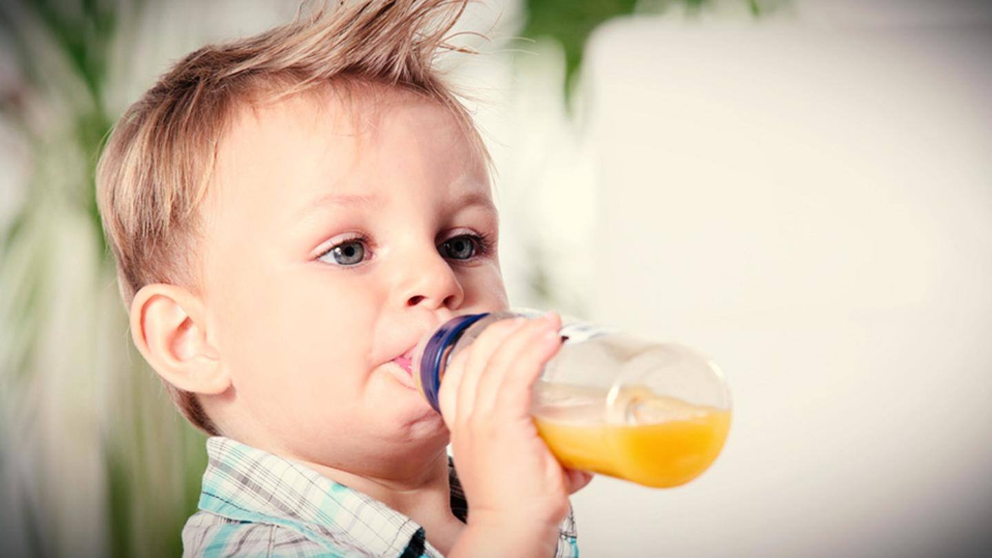 बच्चों की सेहत को बहुत नुकसान पहुंचा सकते हैं ये पेय पदार्थ, न करवाएं सेवन
