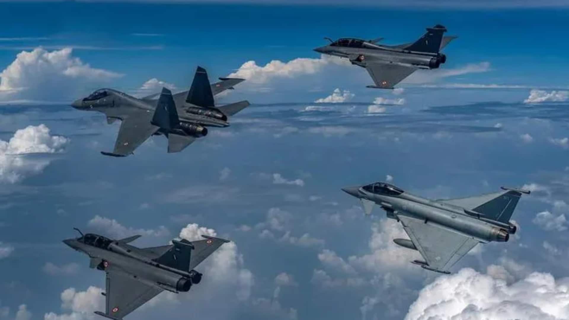 भारतीय सेना के 'त्रिशूल' से घबराया पाकिस्तान, अरब सागर में करेगा युद्धाभ्यास भारतीय सेना के 'त्रिशूल' से घबराया पाकिस्तान, अरब सागर में करेगा युद्धाभ्यास