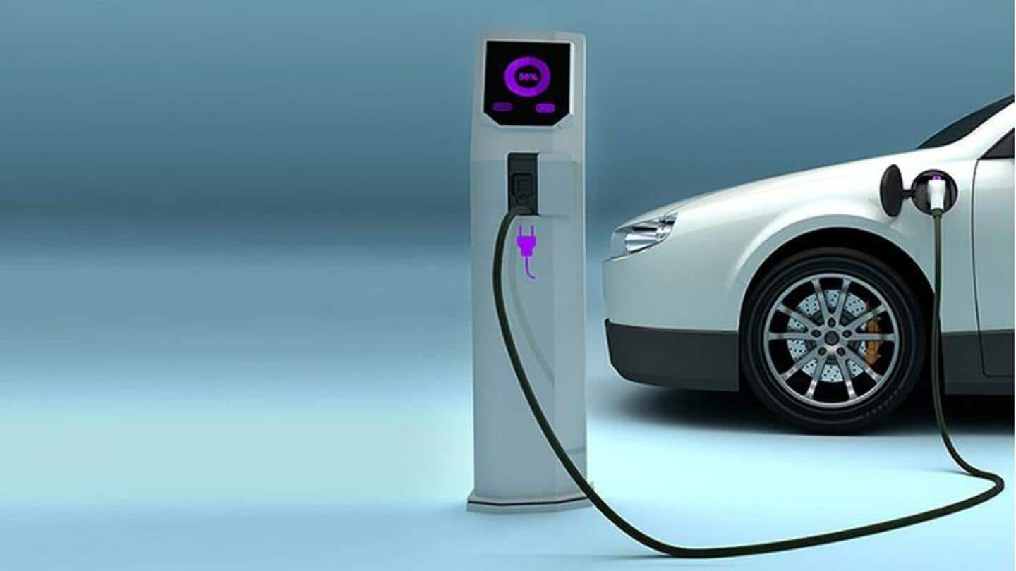 इलेक्ट्रिक वाहनों को लेकर नीति आयोग की रिपोर्ट, बिक्री में भारी इजाफे की उम्मीद