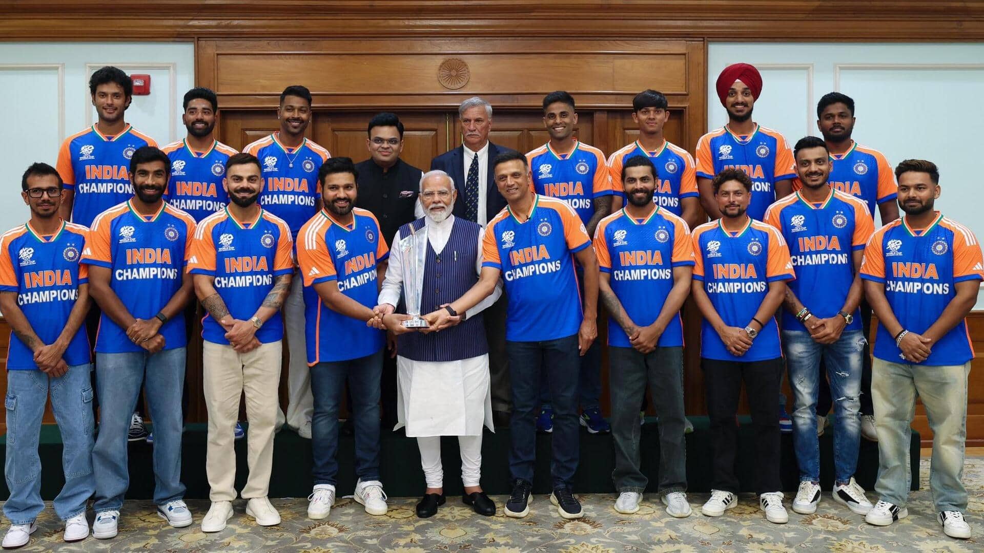 प्रधानमंत्री नरेंद्र मोदी ने टी-20 विश्व कप की ट्रॉफी को हाथ नहीं लगाया, आखिर क्यों? 