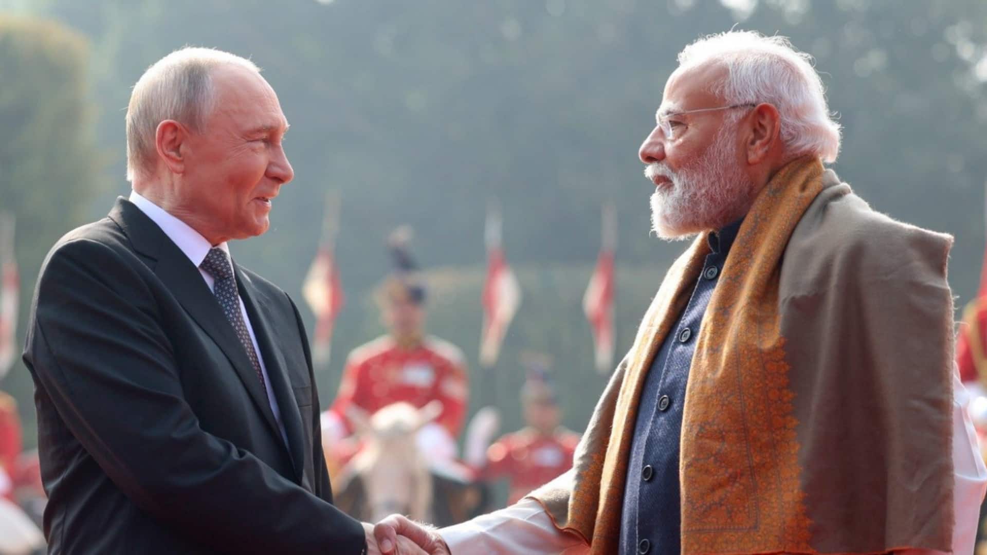 भारत-रूस के बीच 7 समझौते; मुफ्त वीजा, 2030 आर्थिक योजना समेत मोदी-पुतिन बैठक की बड़ी बातें