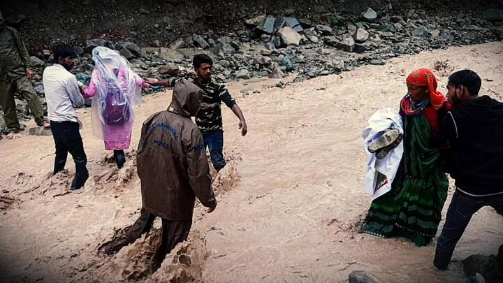 उत्तराखंड में भारी बारिश से 47 की मौत, रानीखेत और अल्मोड़ा बाकी इलाकों से कटे