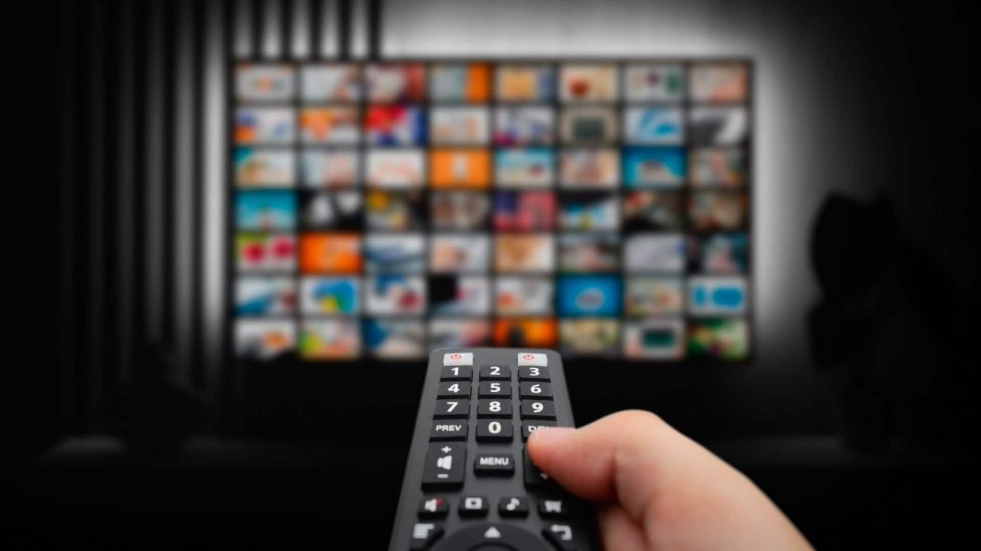 अश्लील कंटेंट दिखाने पर ये OTT प्लेटफाॅर्म्स हुए बैन, जानिए कौनसे नियम के तहत हुई कार्रवाई