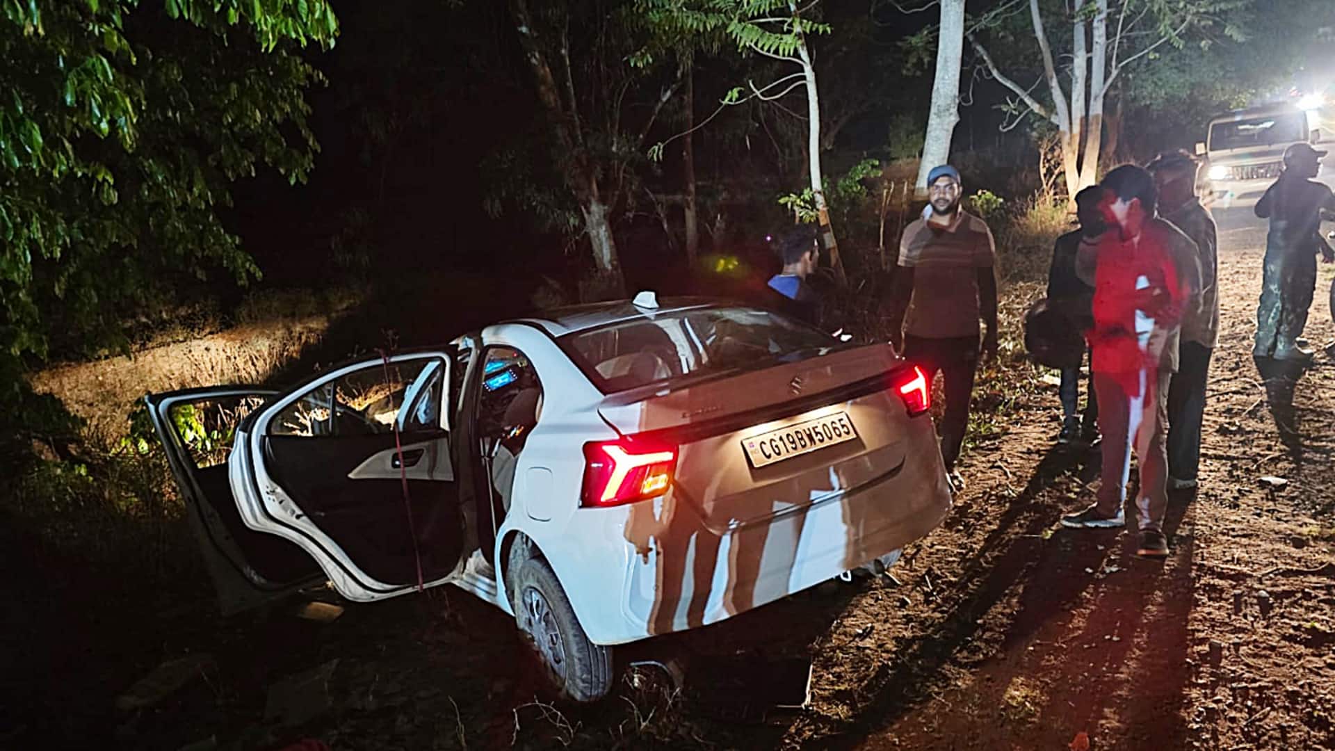 छत्तीसगढ़ के कांकेर में 2 कारों की आमने-सामने भिड़ंत, एक परिवार के 6 की मौत