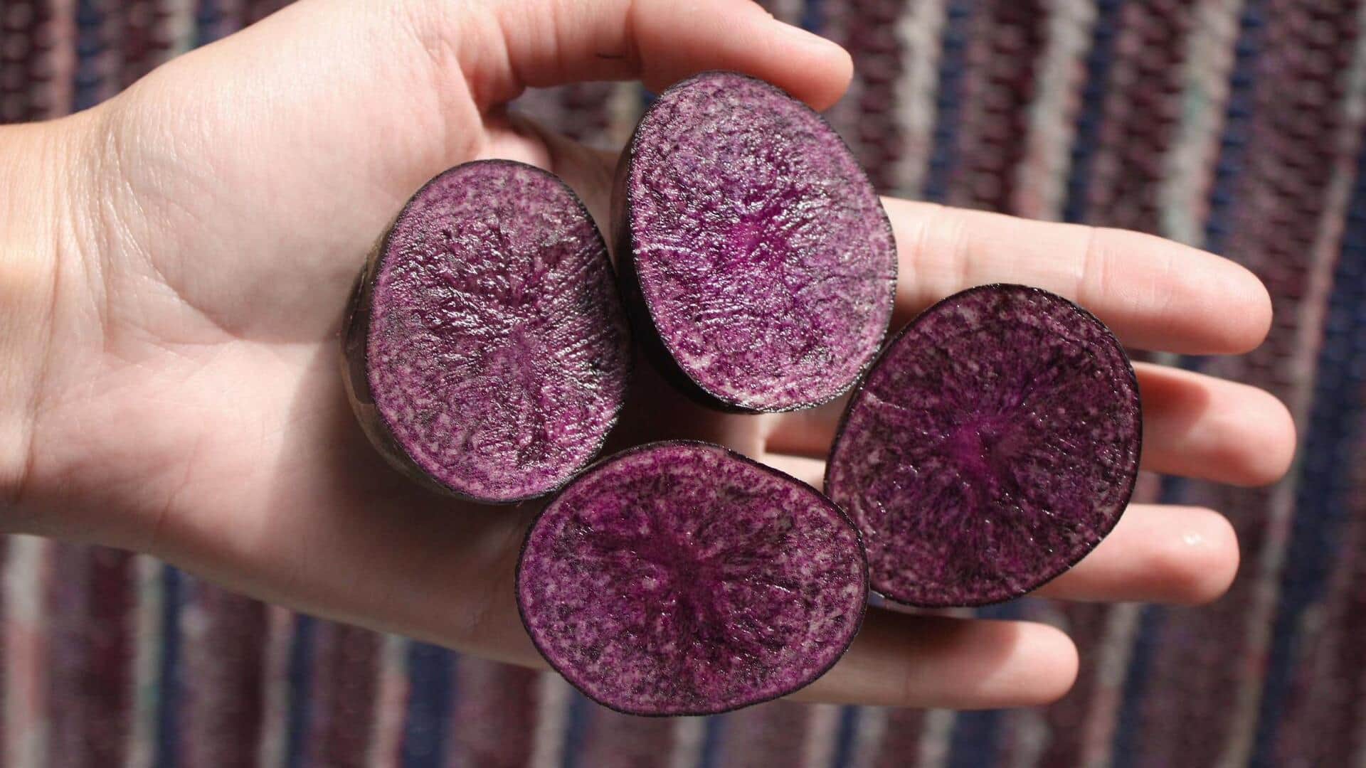 बैंगनी आलू का स्वाद आपको जरूर आएगा पसंद, इनसे बनाकर खाएं ये 5 स्वादिष्ट पकवान