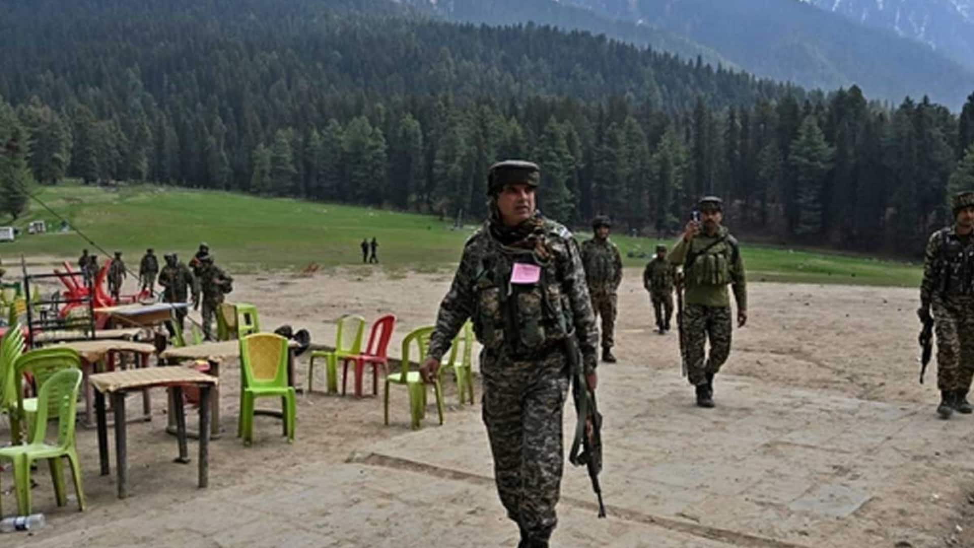 पहलगाम के आतंकियों ने ऑनलाइन खरीदे थे मोबाइल चार्जर, पुलिस खरीदने-बेचने वाले तक पहुंची