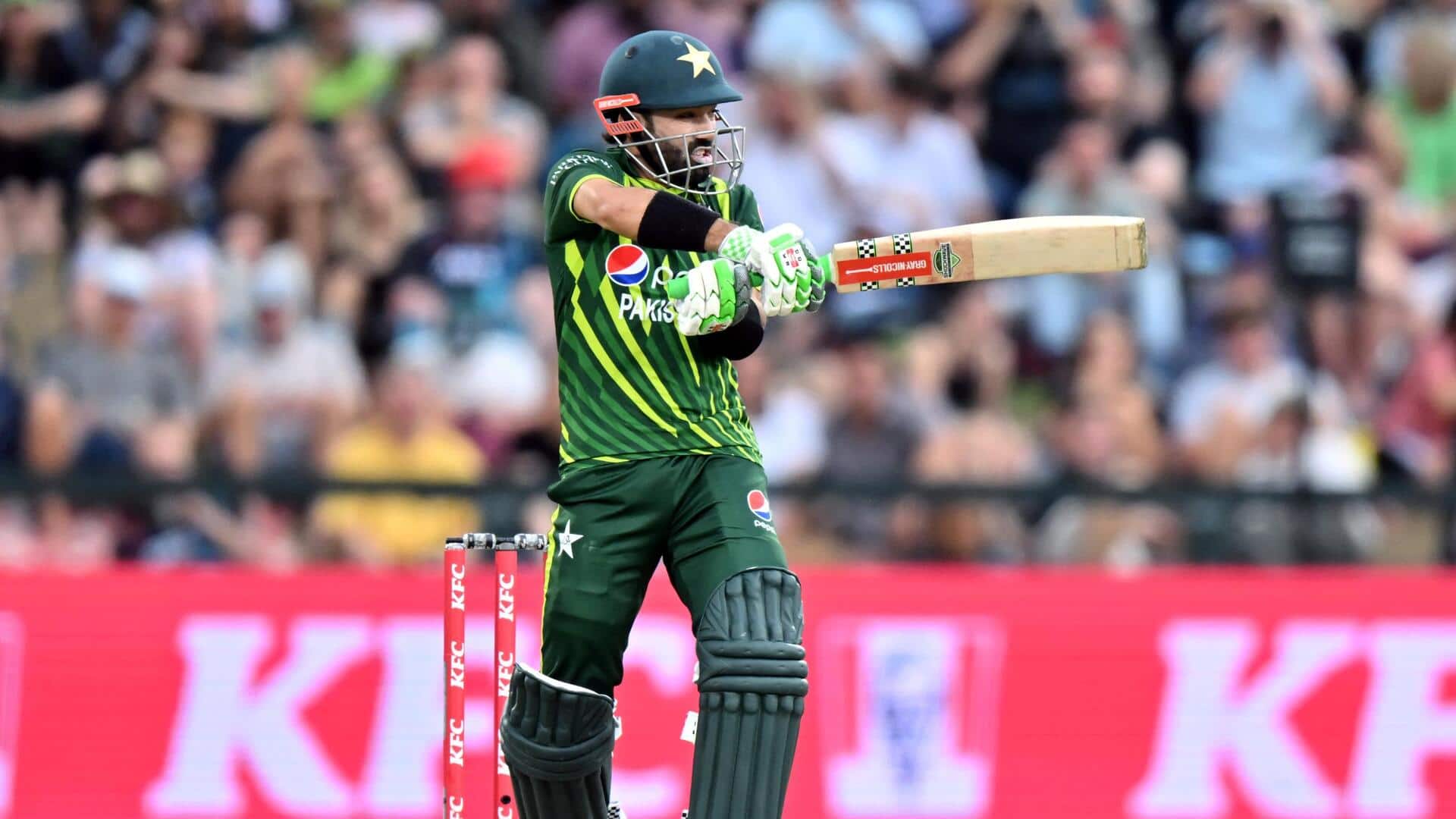 न्यूजीलैंड बनाम पाकिस्तान, चौथा टी-20: मोहम्मद रिजवान ने खेली 90* रन की पारी, जानिए उनके आंकड़े