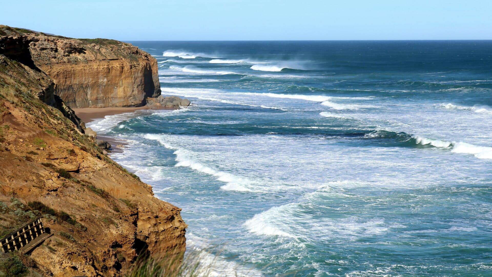 ऑस्ट्रेलिया की खूबसूरत तटरेखा के साथ इन जगहों के लिए बुक करें सीप्लेन की टिकट