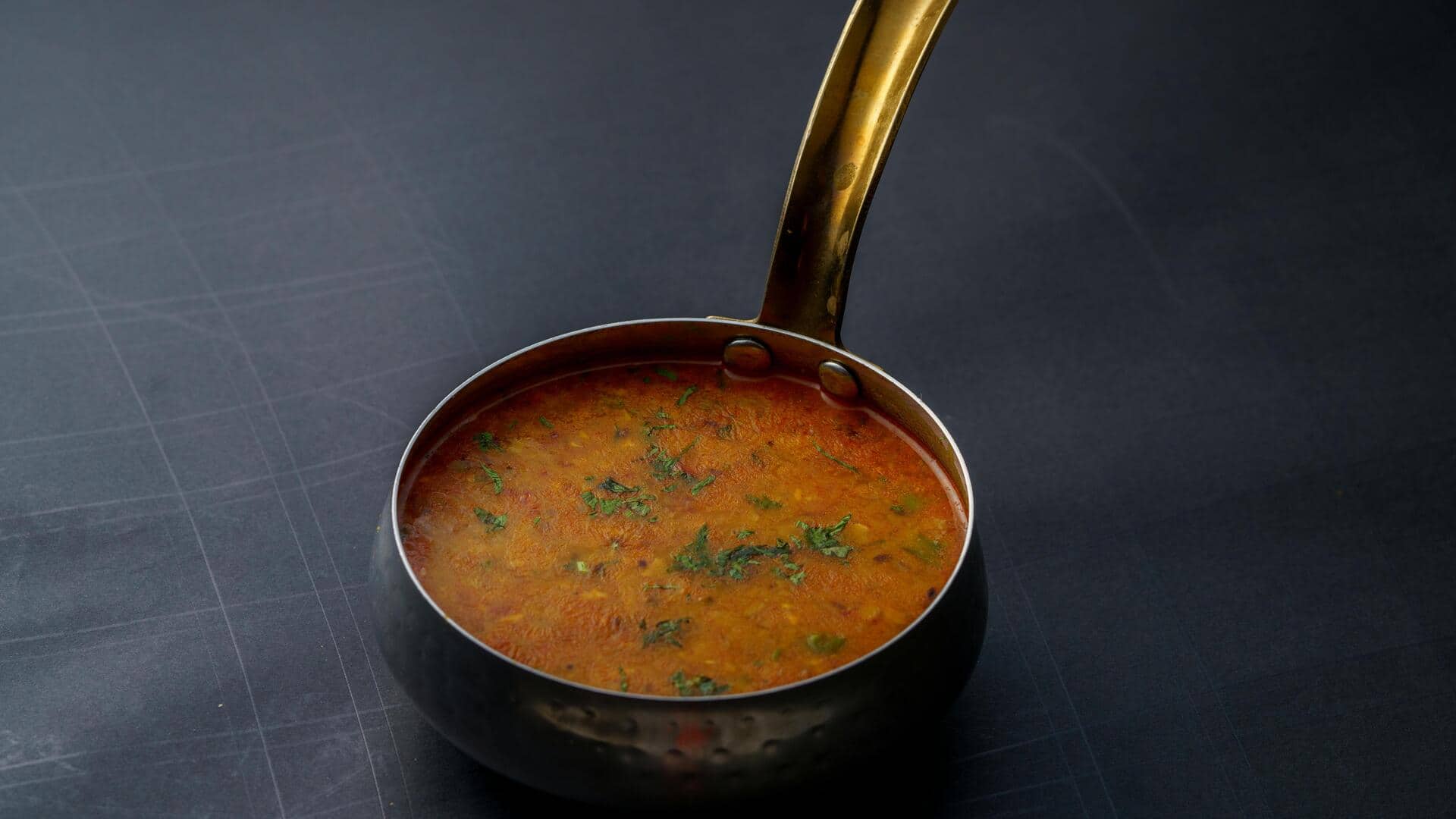 हर दिन अलग-अलग तरीके से खाएं दाल, जानिए 5 आसान रेसिपी