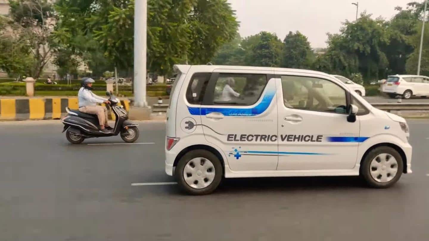 कार में होगा लिथियम-आयन बैटरी पैक कार में होगा लिथियम-आयन बैटरी पैक
