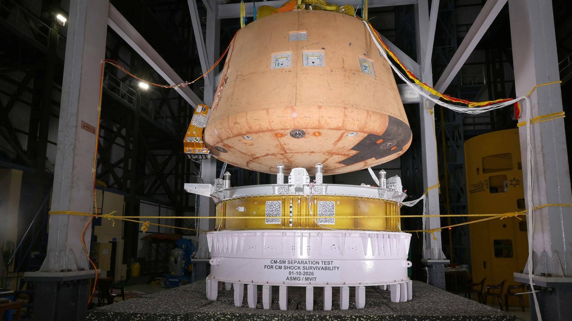 गगनयान मिशन के लिए ISRO ने पास किया अहम परीक्षण, अंतरिक्ष यात्रियों की वापसी होगी सुरक्षित
