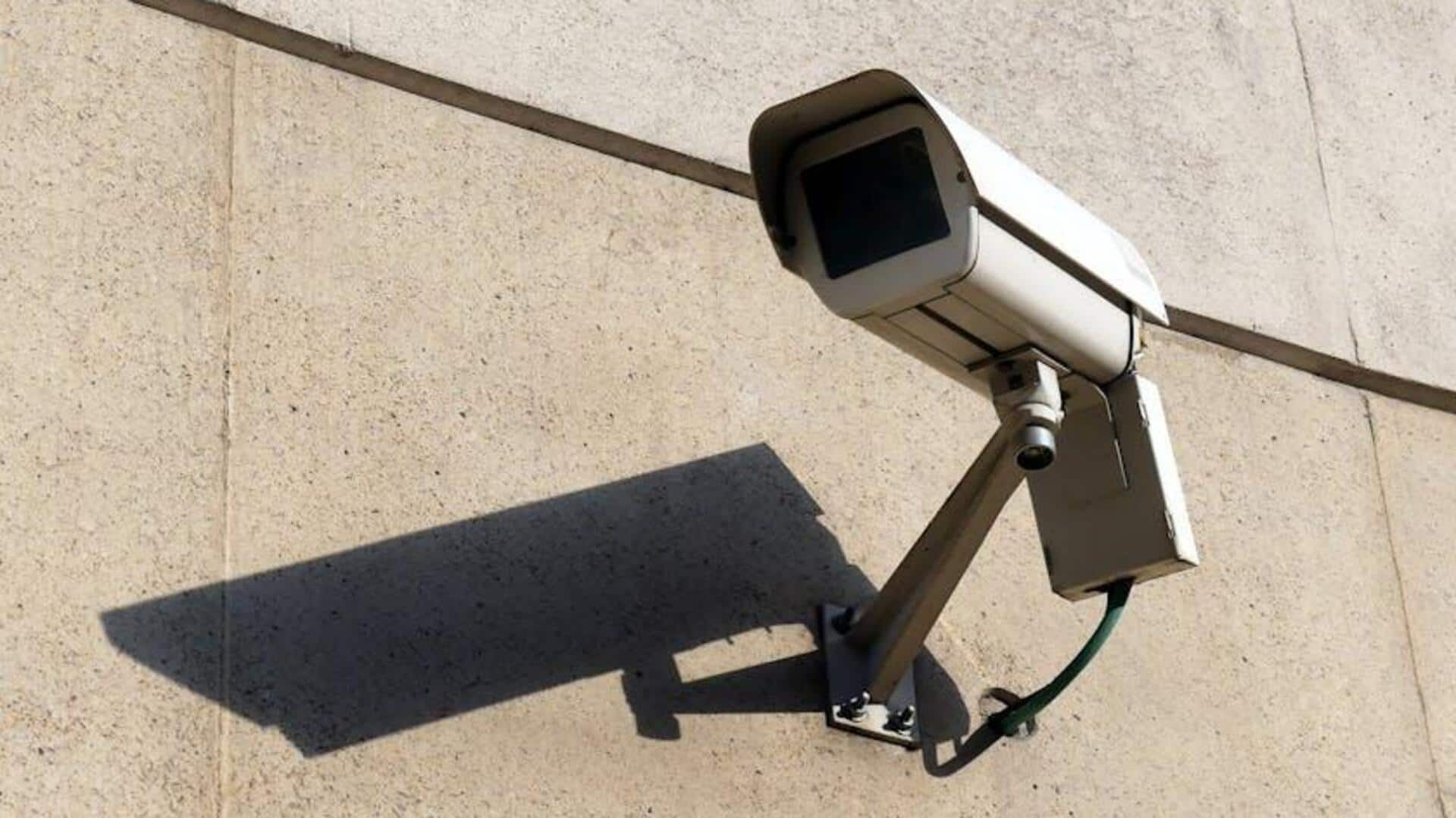 छात्रों की सुरक्षा के लिए CBSE का बड़ा कदम, स्कूलों में लगाए जाएंगे CCTV कैमरे छात्रों की सुरक्षा के लिए CBSE का बड़ा कदम, स्कूलों में लगाए जाएंगे CCTV कैमरे