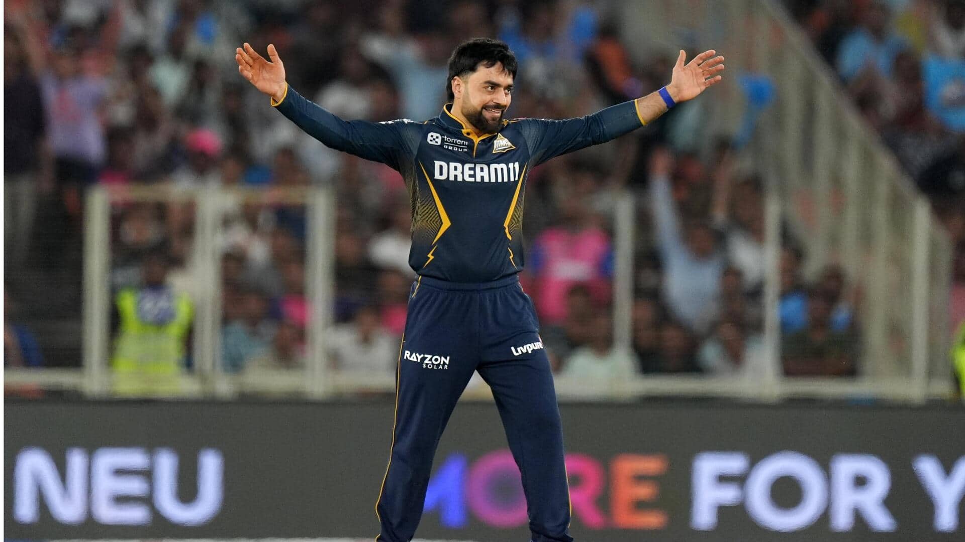 IPL: किसी एक सीजन में 30 या उससे अधिक छक्के देने वाले गेंदबाज IPL: किसी एक सीजन में 30 या उससे अधिक छक्के देने वाले गेंदबाज