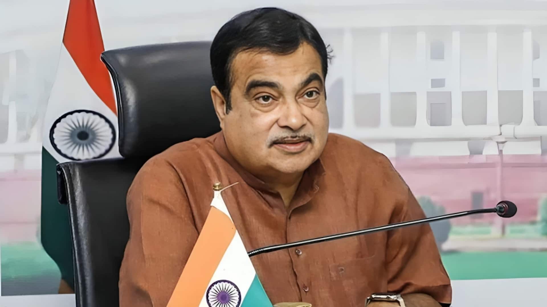 नितिन गडकरी ने E20 पेट्रोल को लेकर कहा- मेरे खिलाफ पैसे देकर अभियान चलाया जा रहा