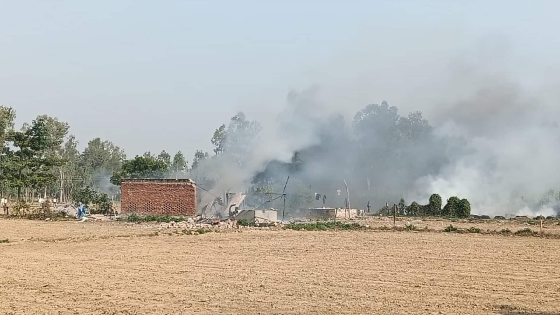 उत्तर प्रदेश के बाराबंकी में पटाखा फैक्ट्री में भीषण धमाका, 2 की मौत