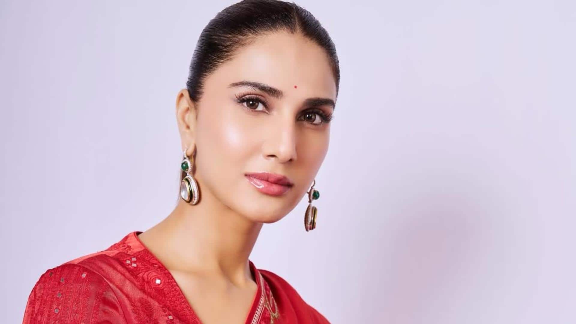 वाणी कपूर ने उठाया बड़ा कदम, फिल्म 'अबीर गुलाल' से जुड़े सभी पोस्ट किए डिलीट वाणी कपूर ने उठाया बड़ा कदम, फिल्म 'अबीर गुलाल' से जुड़े सभी पोस्ट किए डिलीट