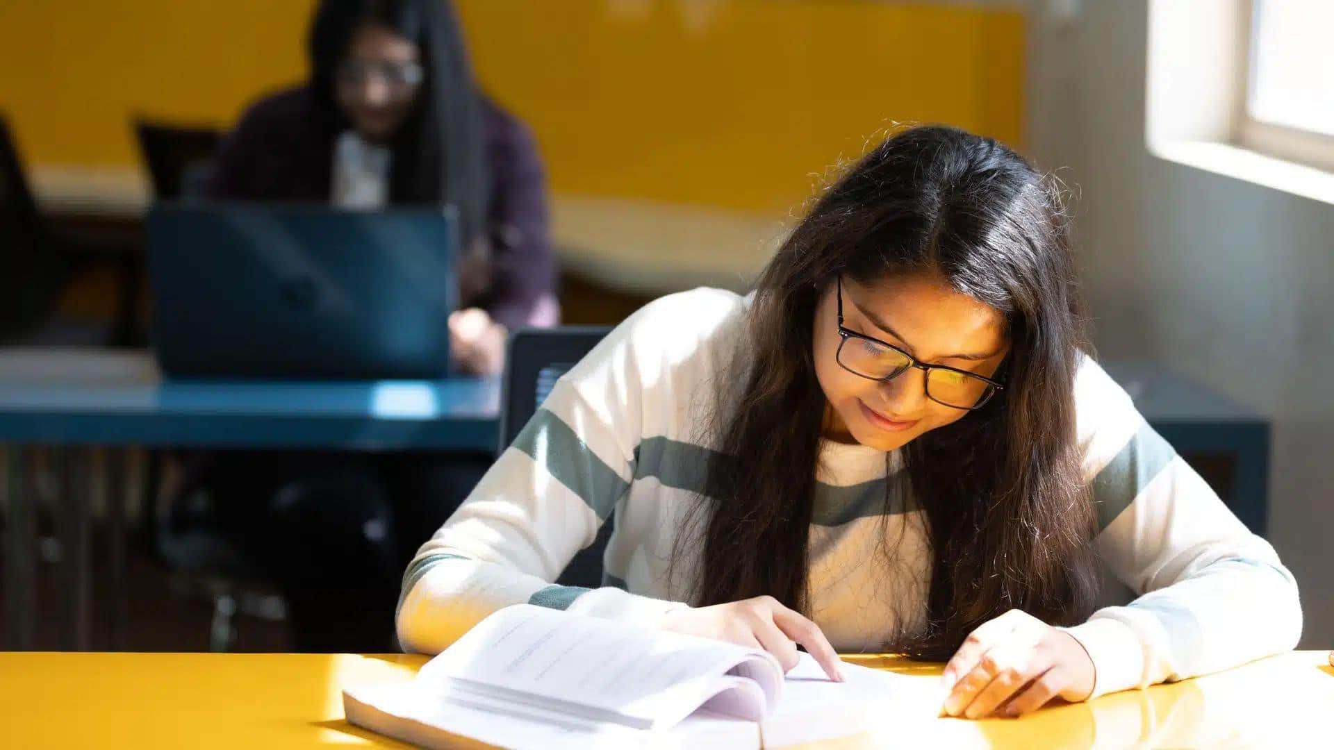 ये 5 AI टूल्स आपके पढ़ाई को बना देंगे आसान