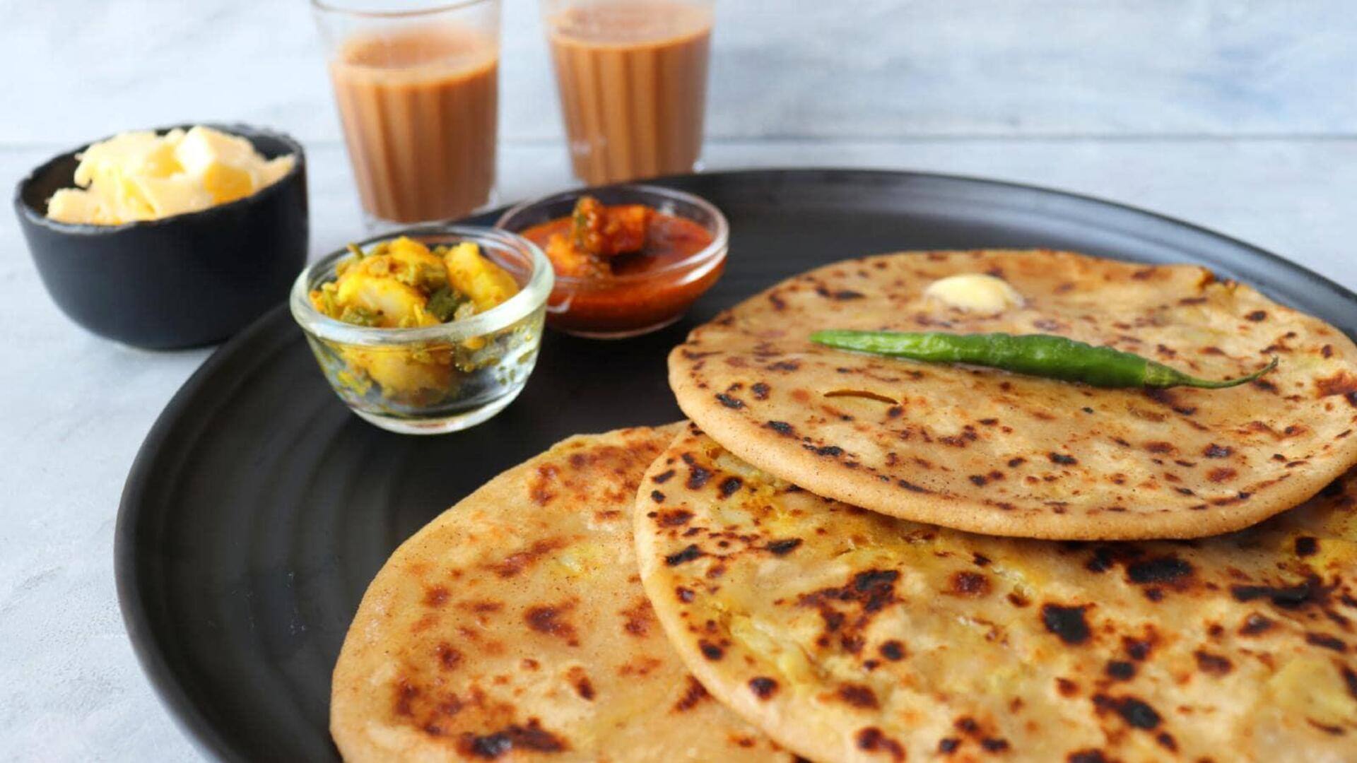 क्या नाश्ते में चाय के साथ परांठा खाना पसंद है? इन 5 तरीकों से बनाएं पौष्टिक