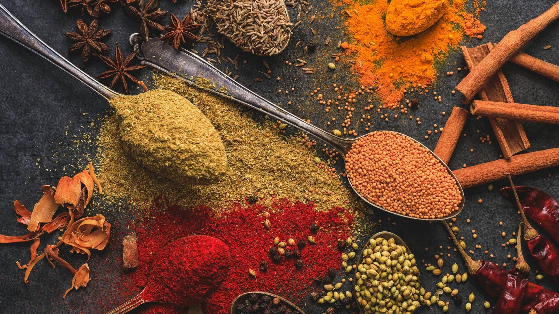 भारतीय शाकाहारी व्यंजनों का स्वाद दोगुना कर देते हैं ये 5 मसाले, जानिए इनके फायदे