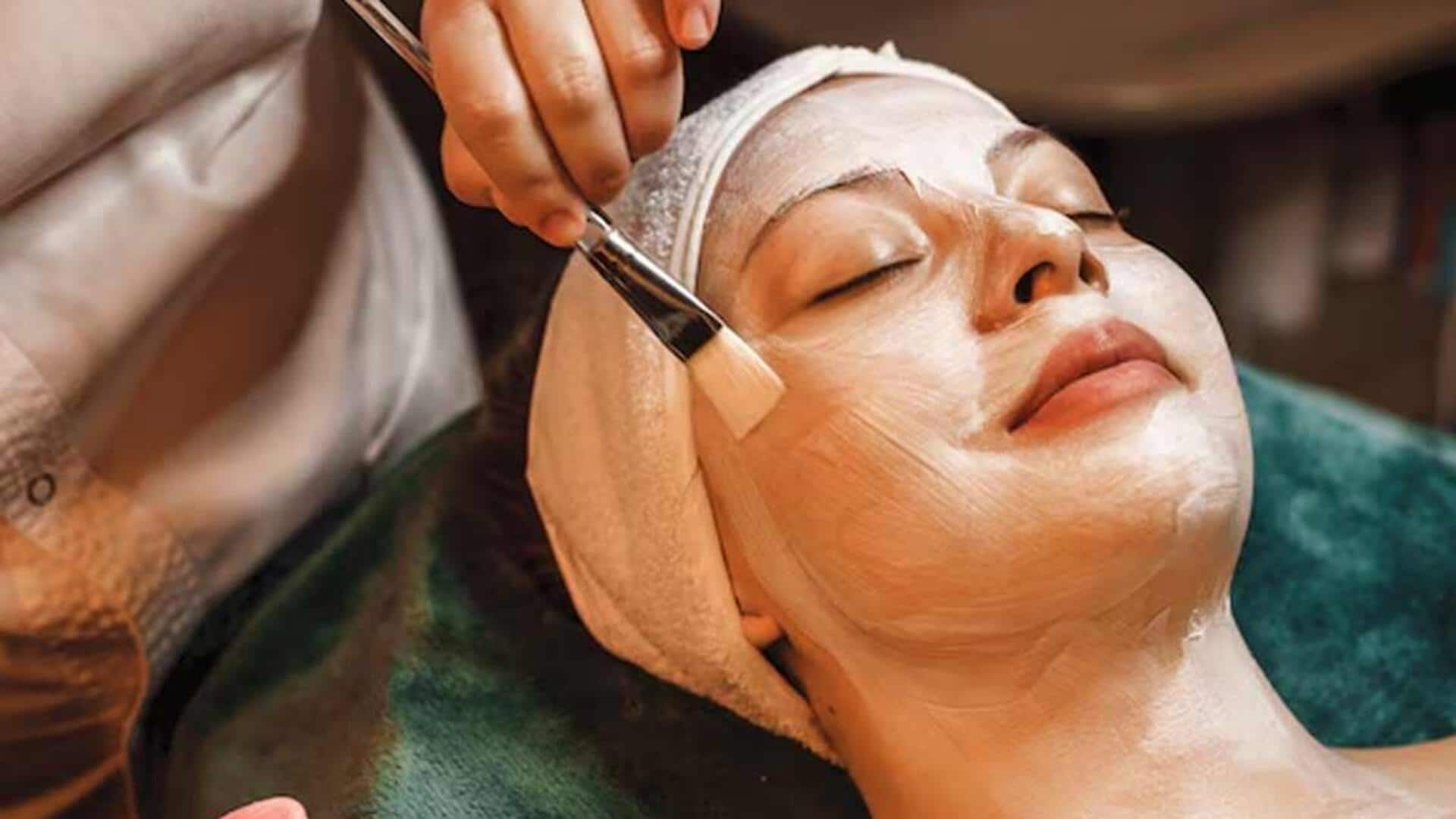 चेहरे को निखारने में मदद कर सकते हैं खरबूजे के फेस पैक, जानिए 5 फेस पैक