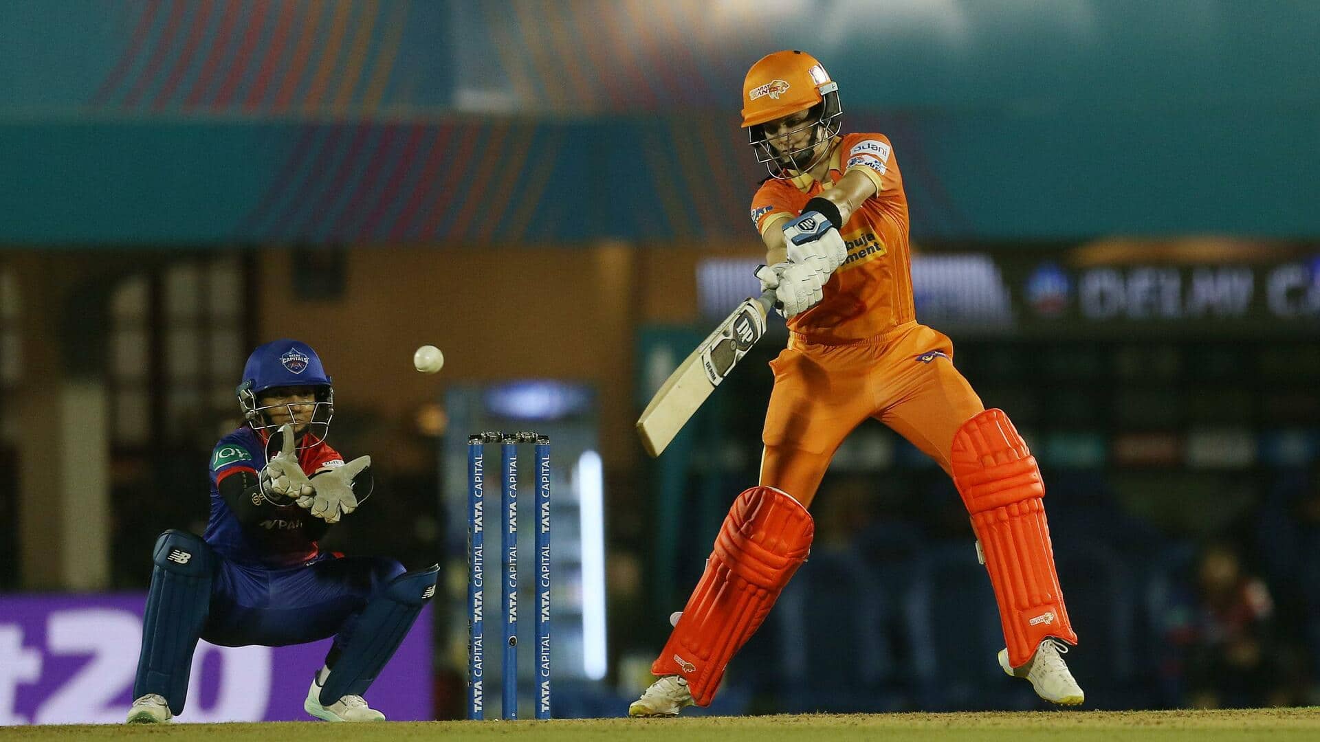 WPL 2023: गुजरात की लौरा वोल्वार्ड्ट ने दिल्ली के खिलाफ लगाया अर्धशतक