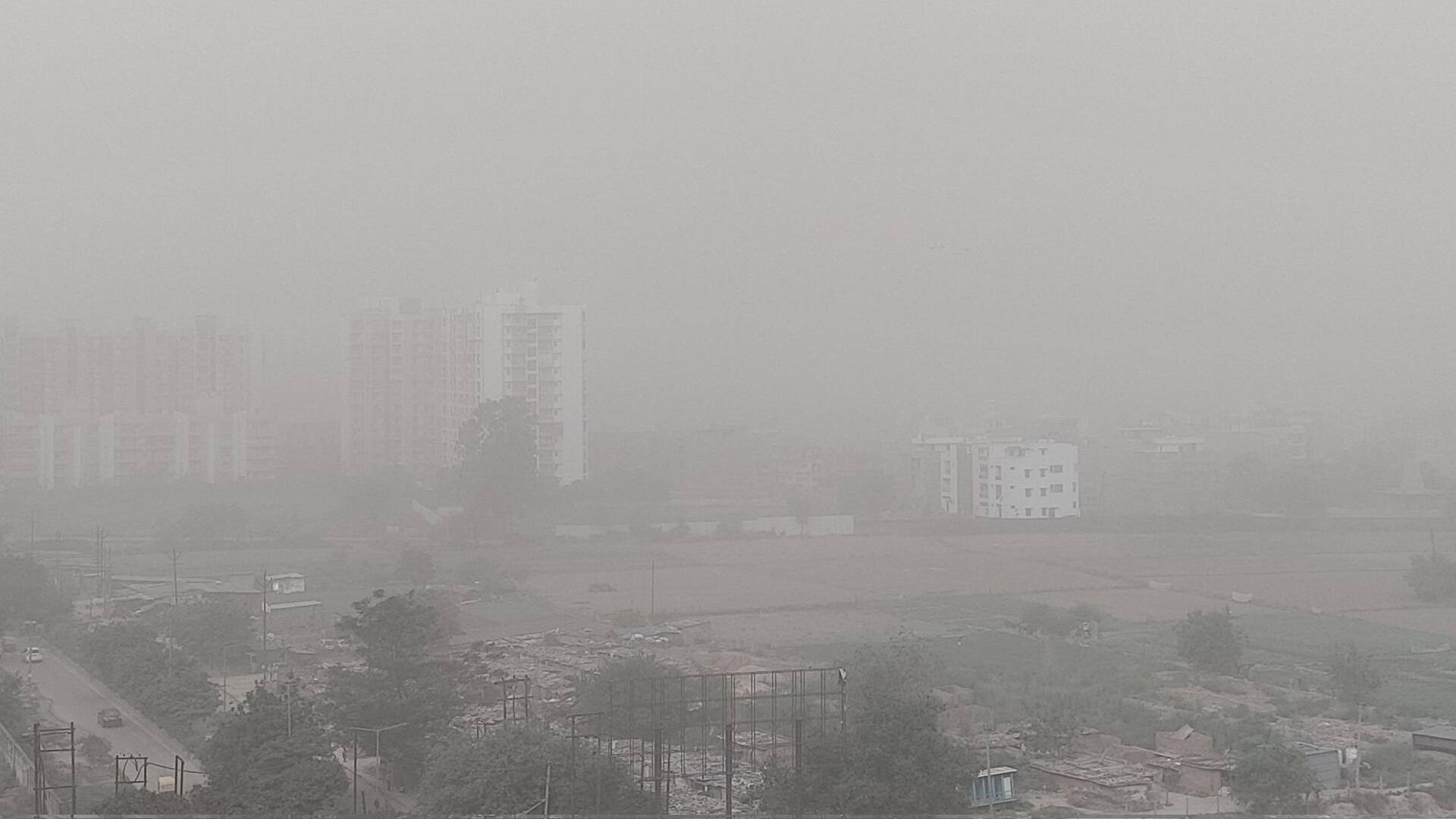 दिल्ली: अचानक धूल का स्तर बढ़ने से वायु गुणवत्ता हुई खराब, दृश्यता भी घटी