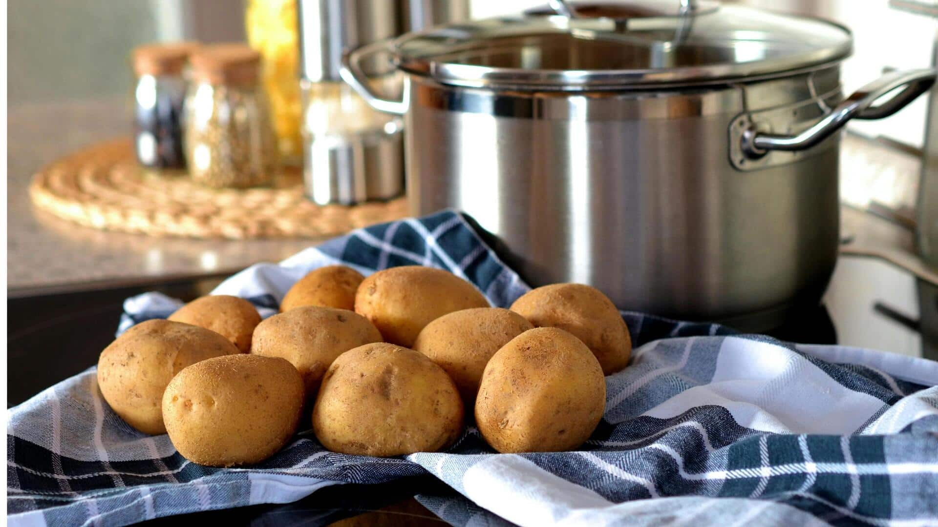 आलू से मिल सकते हैं कई स्वास्थ्य लाभ, डाइट में करें शामिल आलू से मिल सकते हैं कई स्वास्थ्य लाभ, डाइट में करें शामिल