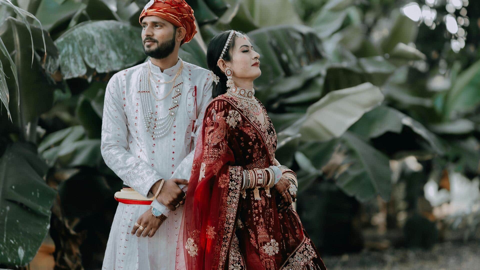 शादी के लिए फोटोग्राफर बुक कर रहे हैं? इन 5 बातों का रखें खास ध्यान