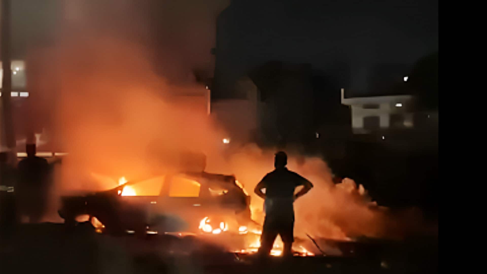 उत्तर प्रदेश: मिर्जापुर में ट्रक की चपेट में आए 3 वाहन; 11 मौत, 9 जिंदा जले