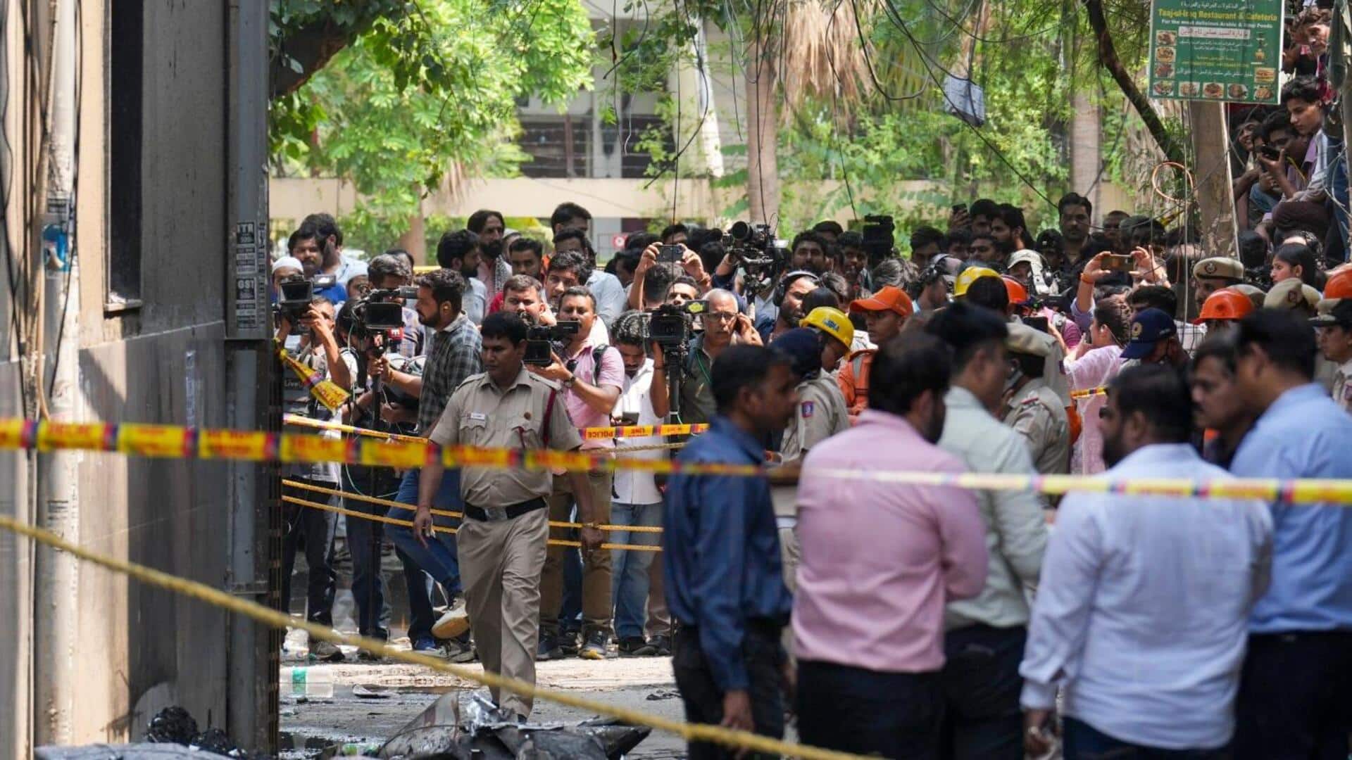 दिल्ली की 450 व्यावसायिक इमारतों में अग्नि सुरक्षा संबंधी खामियां, नोटिस जारी- रिपोर्ट