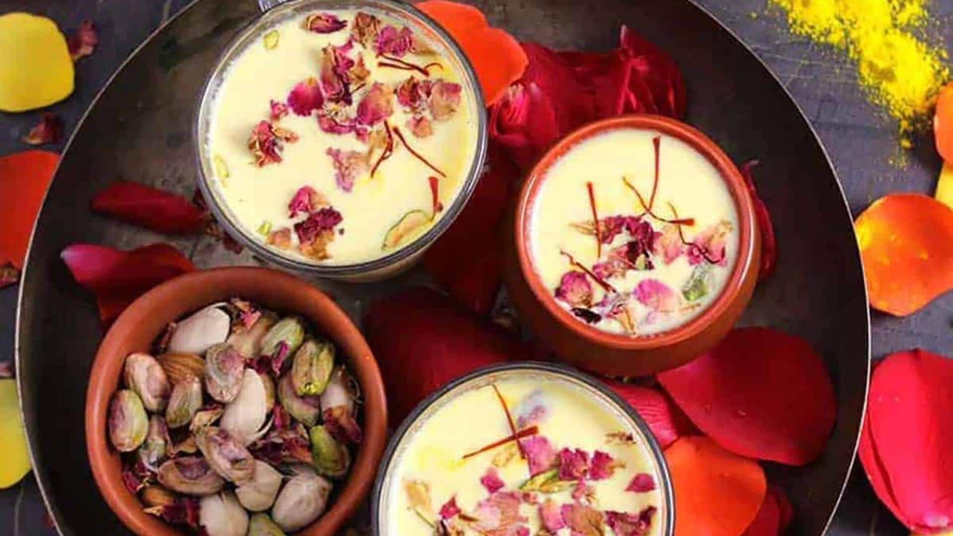 होली का मजा हो जाएगा दोगुना, अगर आप रंग खेलते हुए पिएंगे ये 5 लजीज पेय