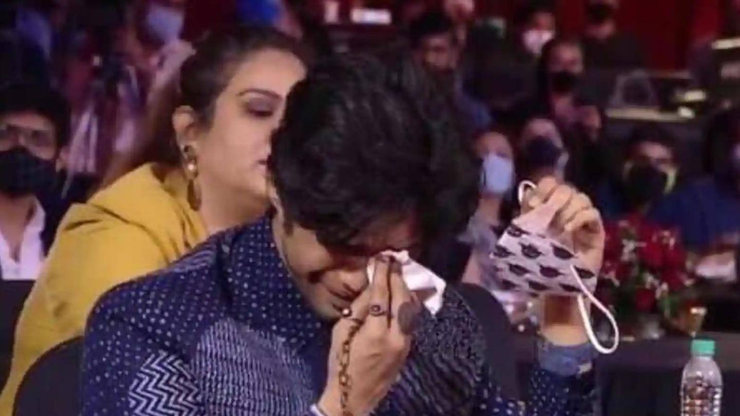 शो के होस्ट राजकुमार राव ने बांधा बाबिल का हौसला शो के होस्ट राजकुमार राव ने बांधा बाबिल का हौसला