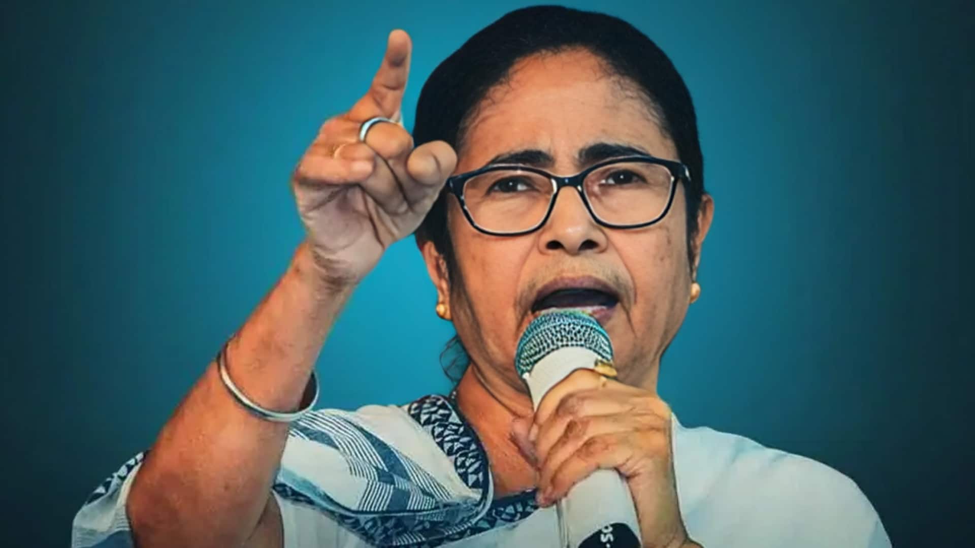 पश्चिम बंगाल: मुख्यमंत्री ममता बनर्जी का काफिला हादसे का शिकार, सिर में चोट आई