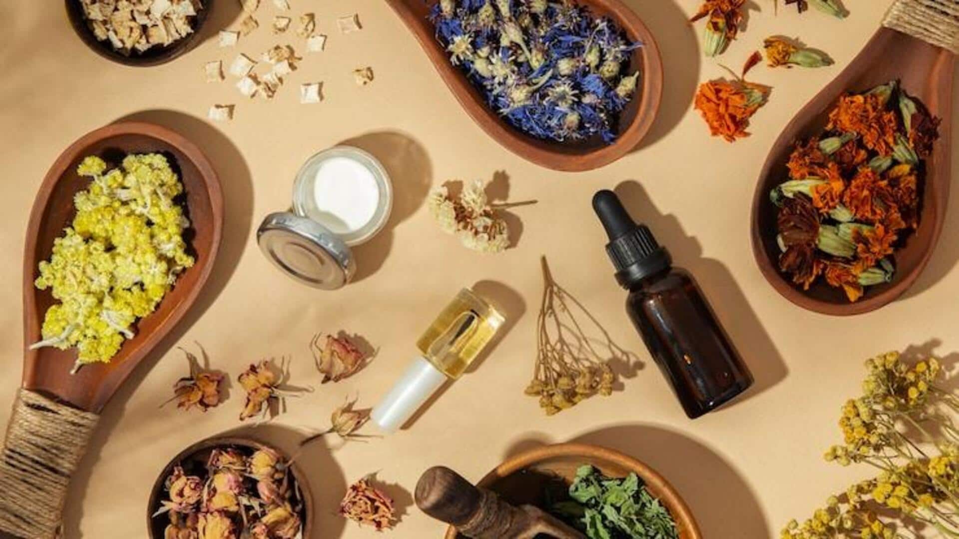 त्वचा के स्वास्थ्य के लिए इन 5 आयुर्वेदिक सामग्रियों को स्किन केयर रूटीन में करें शामिल त्वचा के स्वास्थ्य के लिए इन 5 आयुर्वेदिक सामग्रियों को स्किन केयर रूटीन में करें शामिल