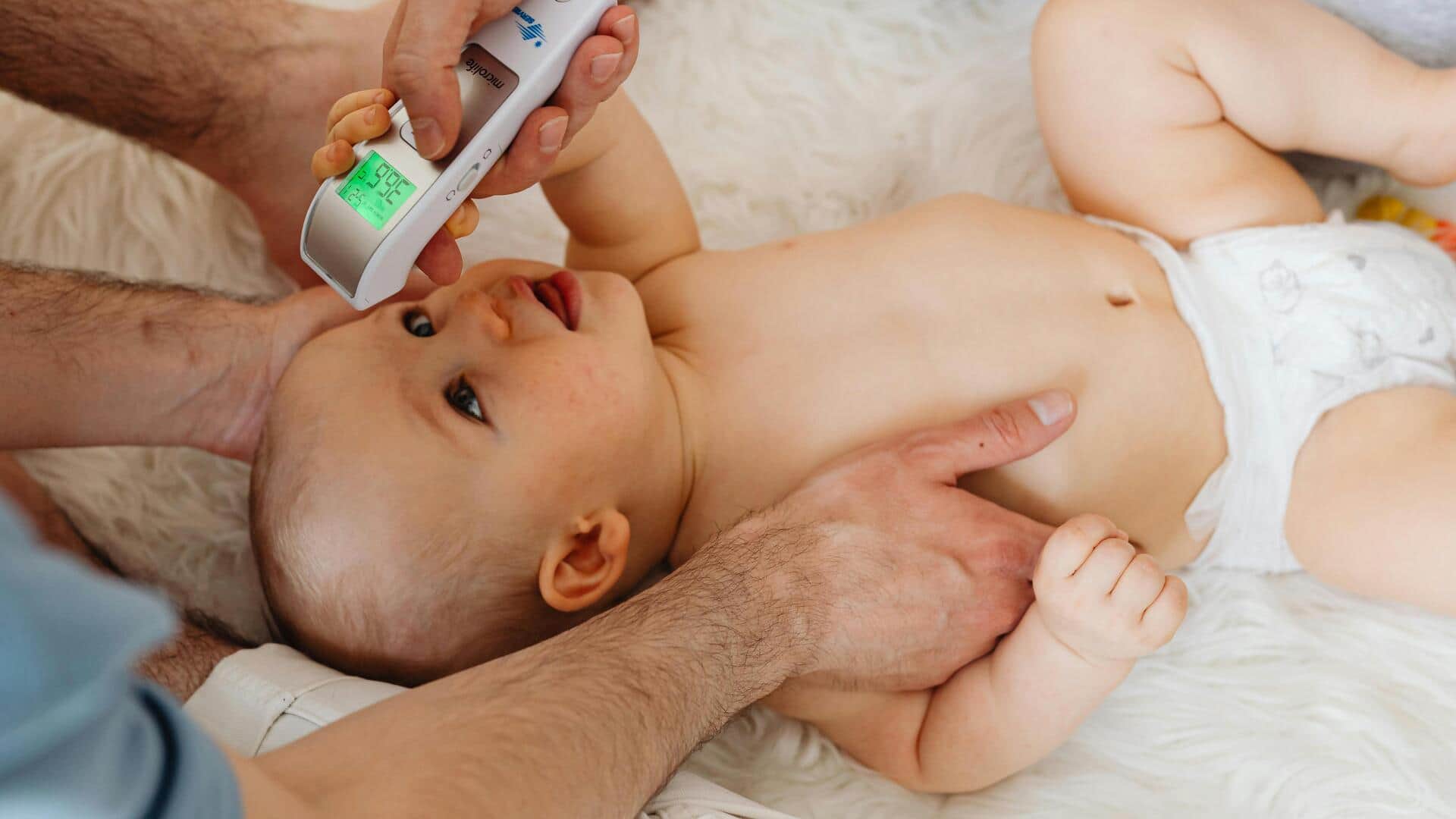 नवजात शिशु का स्वास्थ्य ठीक रखने के लिए जरूरी हैं ये जांचें, समय पर करवा लें