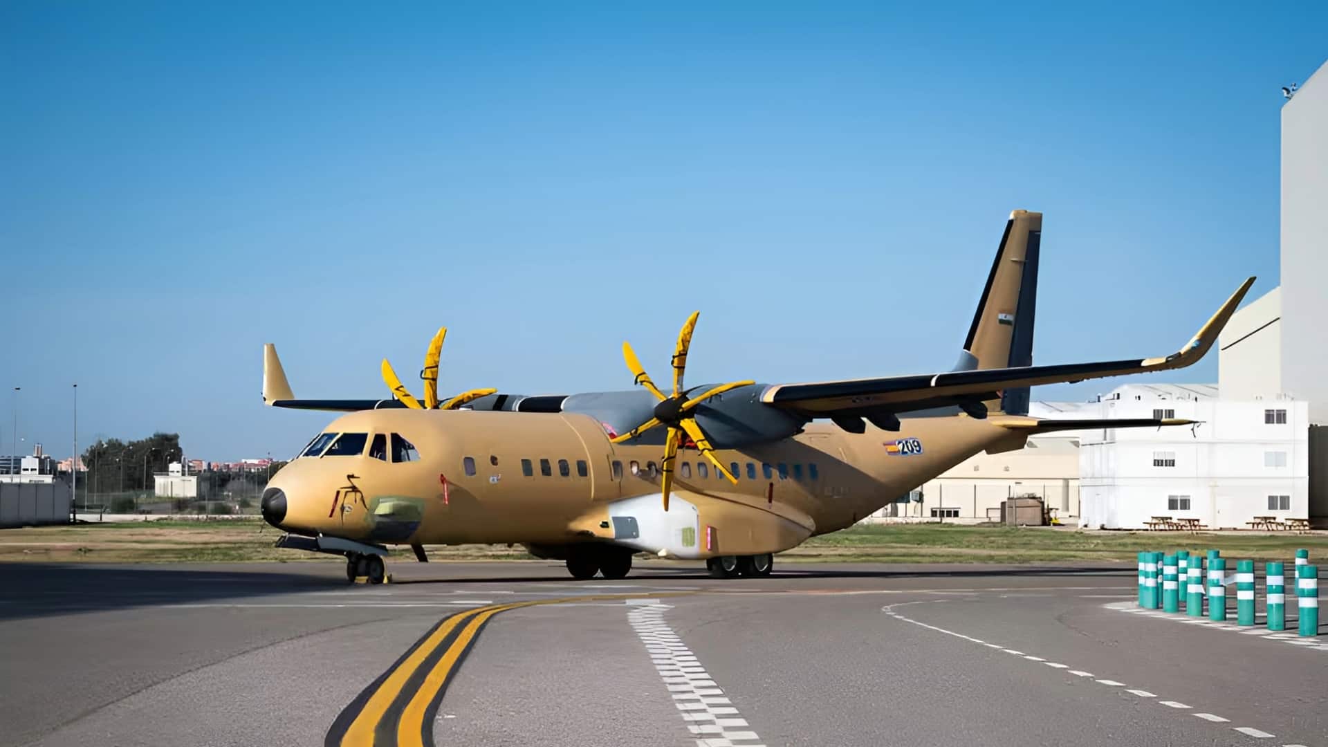 भारत में निर्मित पहला C-295 विमान उड़ान परीक्षण के लिए तैयार
