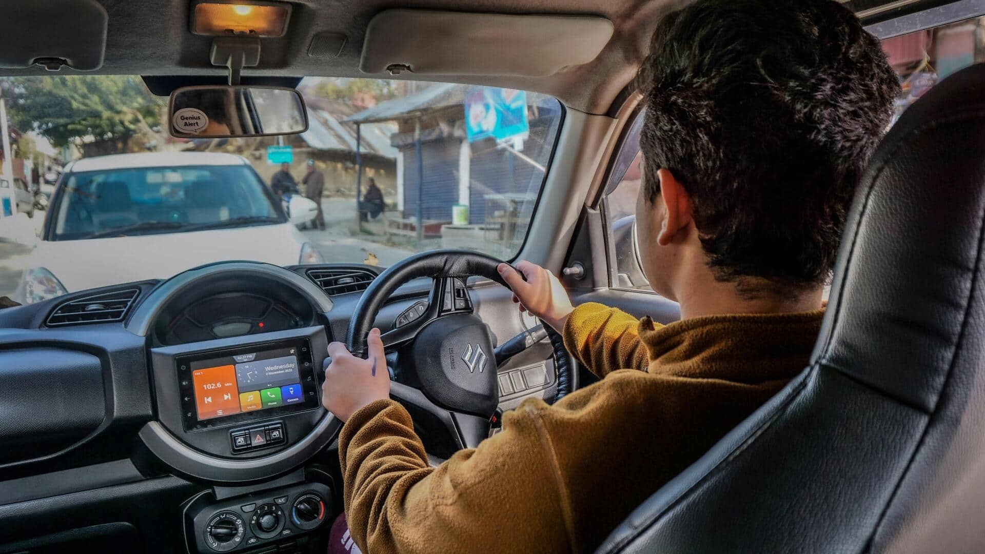 5 ऐसे देश, जहां आप भारतीय ड्राइविंग लाइसेंस होने पर चला सकते हैं गाड़ी