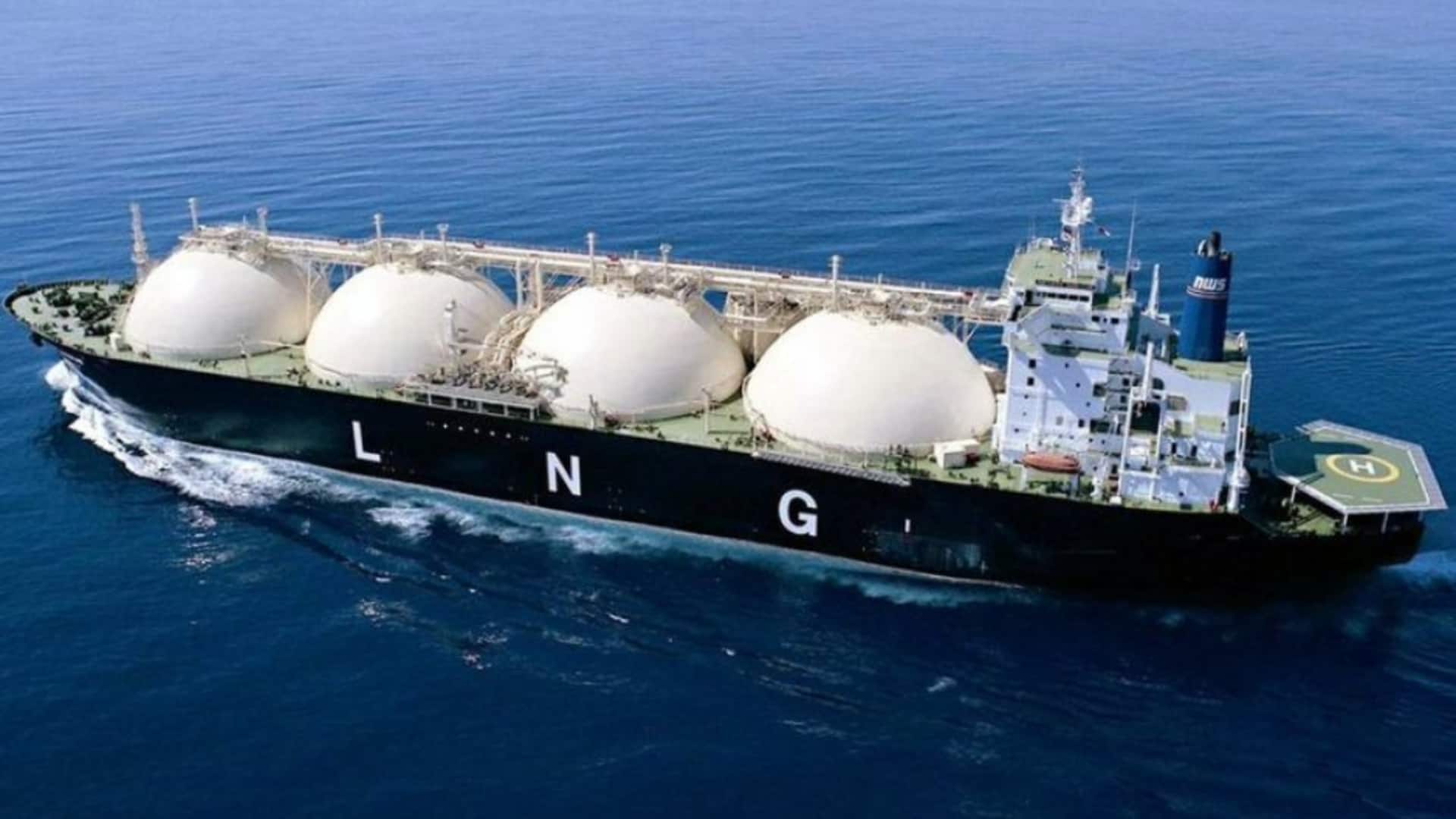 यूक्रेन युद्ध के बाद पहली बार रूस से LNG खरीदने की तैयारी में भारत