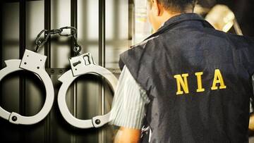 आतंकी संगठन को सूचनाएं लीक करने के आरोप में गिरफ्तार हुआ IPS अधिकारी कौन है?