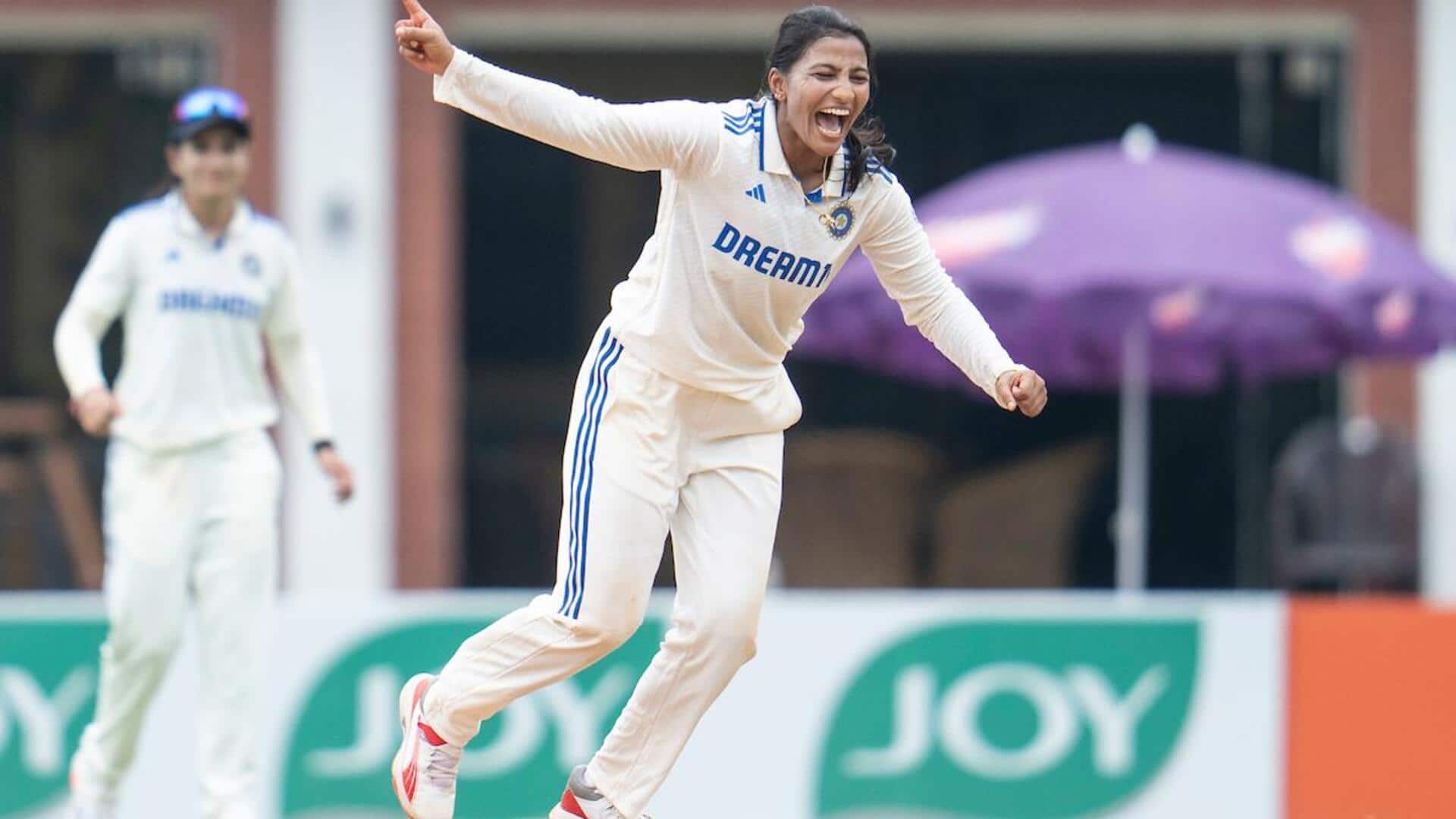 स्नेह राणा महिला टेस्ट की पहली पारी में 8 विकेट चटकाने वाली पहली भारतीय बनीं