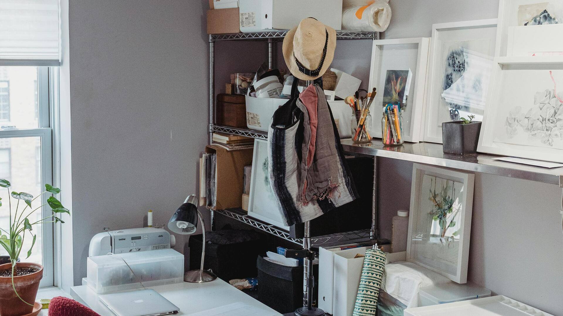 घर के सामानों को व्यवस्थित करने के लिए आजमाएं ये 5 तरीके