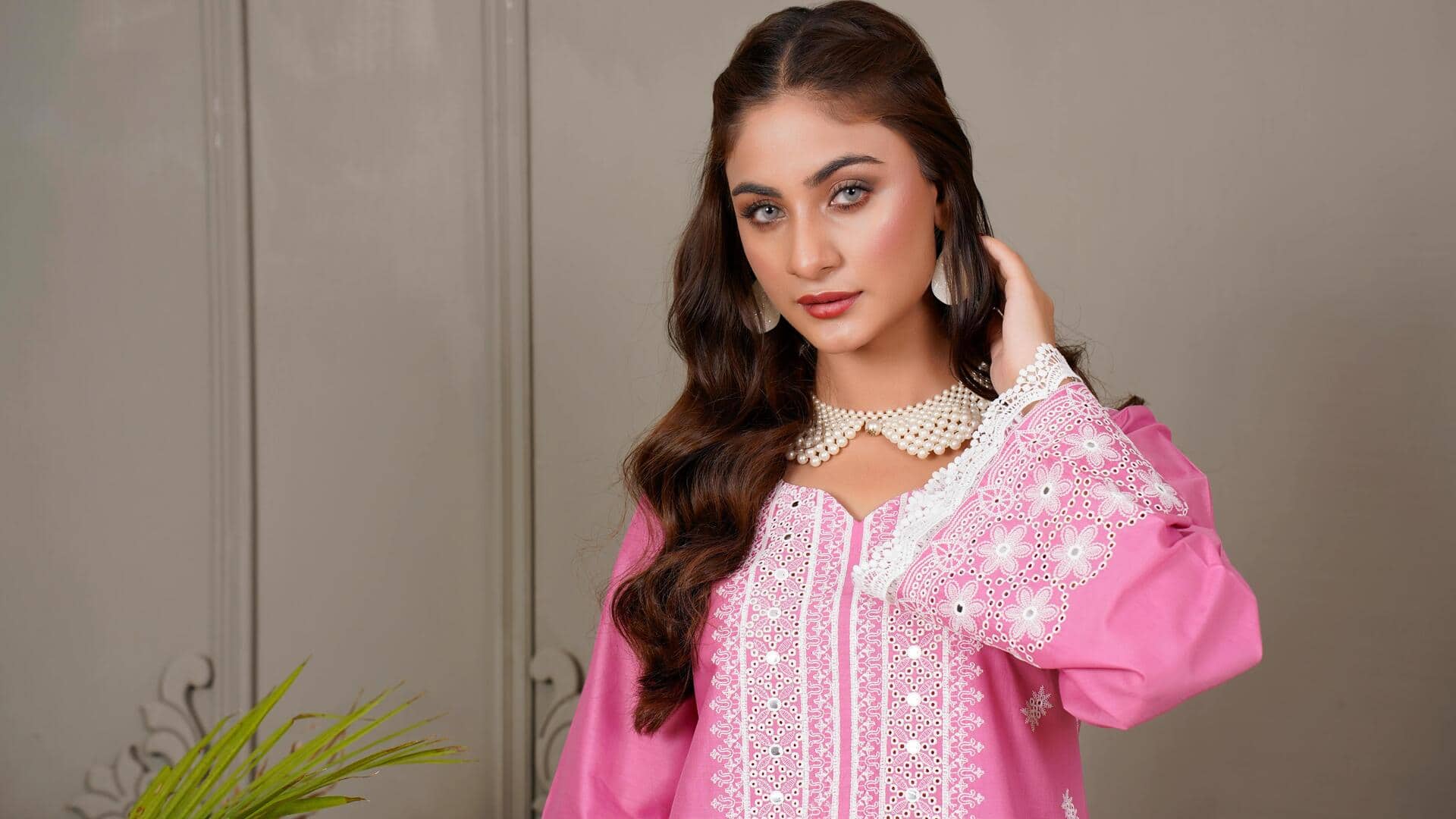 वसंत के लिए बेहतरीन हैं ये 5 कुर्ते, हर किसी का दिल जीतने में हैं सक्षम 