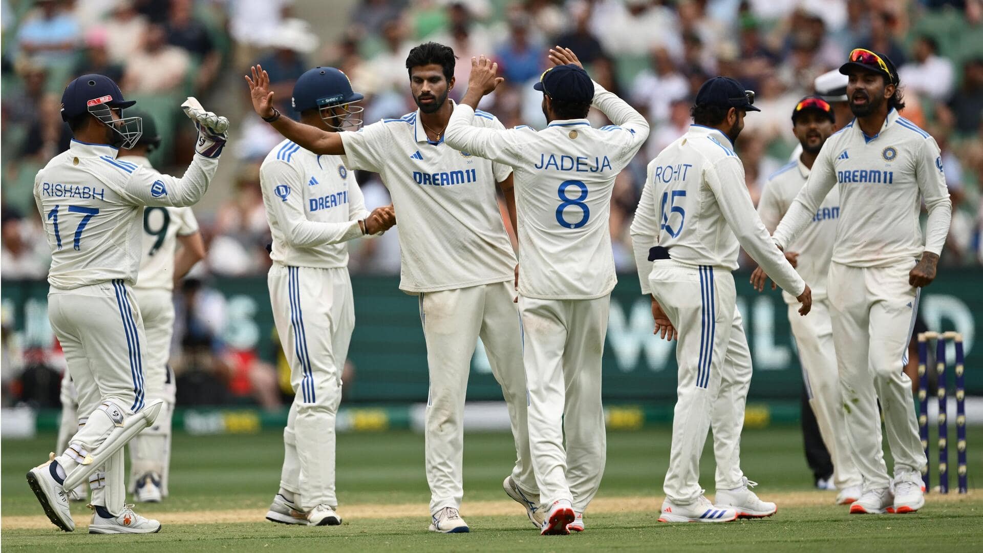टेस्ट क्रिकेट इतिहास में इंग्लैंड के खिलाफ भारत की ओर से बनाए गए सबसे बड़े स्कोर टेस्ट क्रिकेट इतिहास में इंग्लैंड के खिलाफ भारत की ओर से बनाए गए सबसे बड़े स्कोर