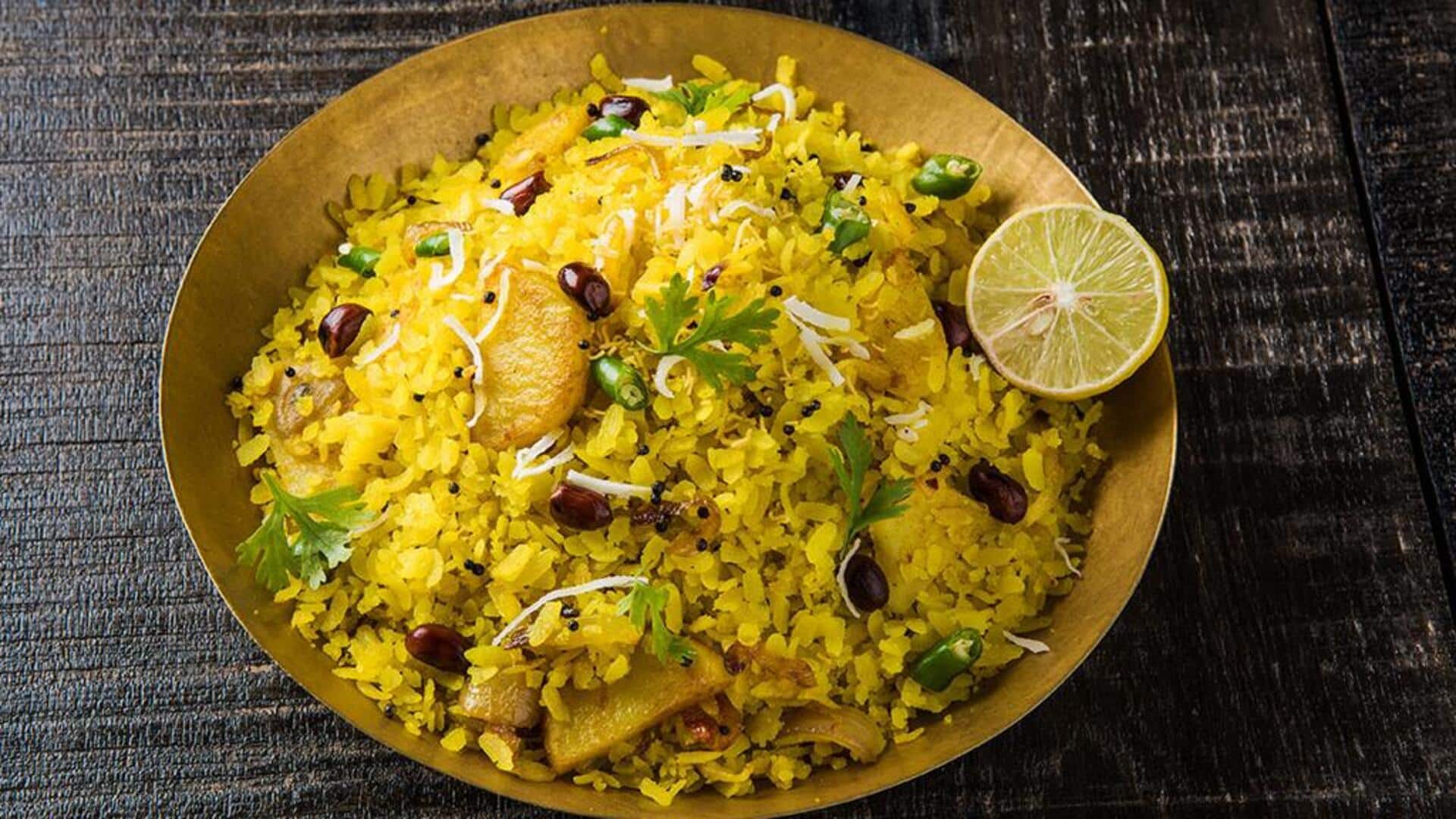 साधारण पोहे को पौष्टिक बनाने के लिए इन 5 चीजों को बनाएं हिस्सा