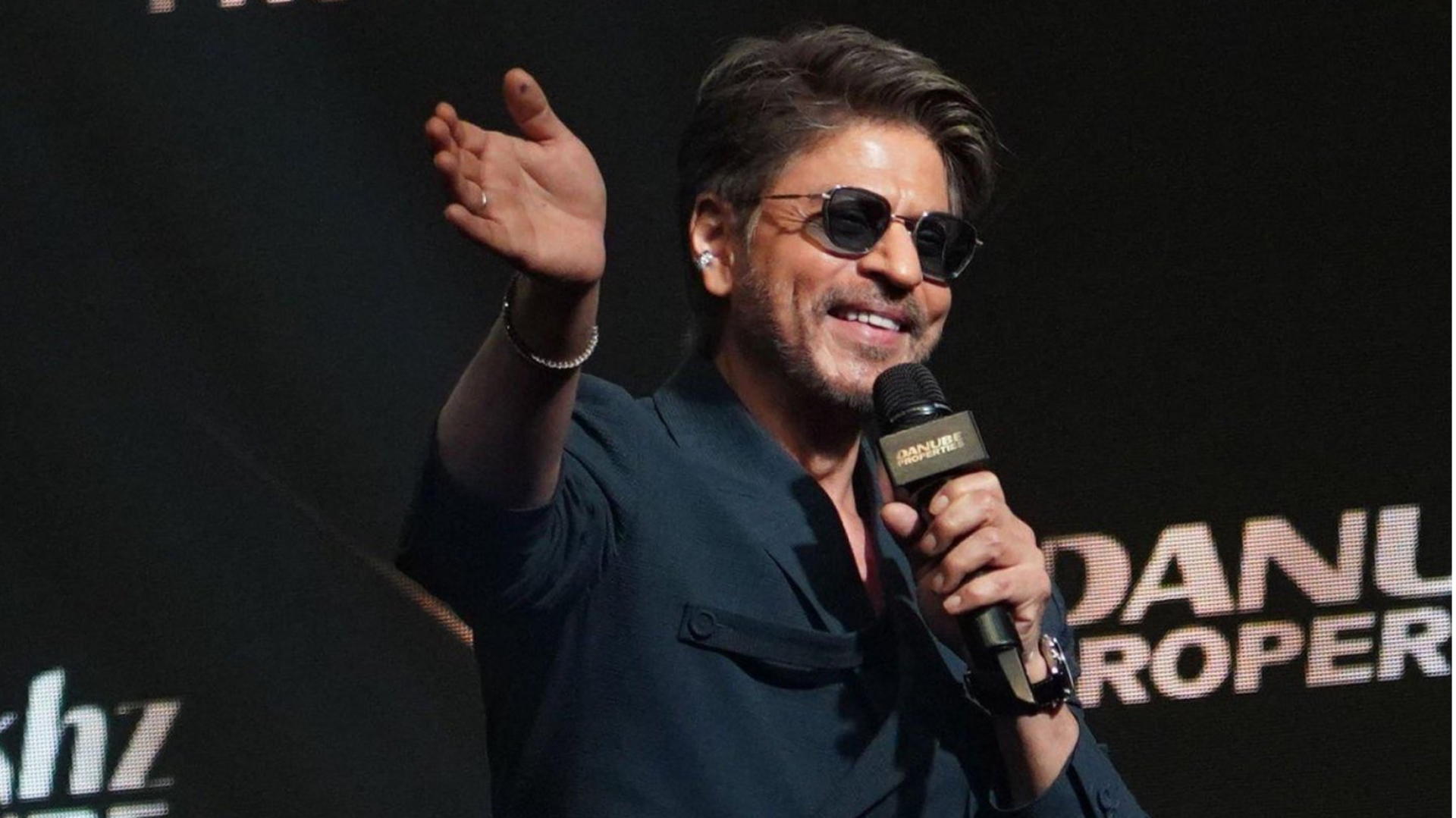 शाहरुख खान ने रचा इतिहास, बने ऐसे पहले अभिनेता; जिनके नाम पर दुबई में बना टावर