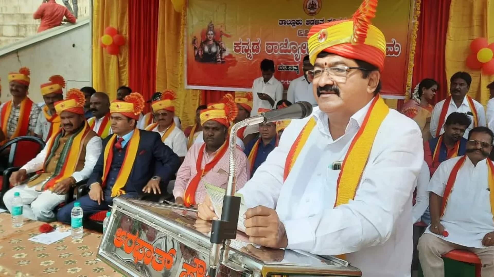 कर्नाटक में भाजपा विधायक ने महिला IPS अधिकारी की तुलना कुत्ते से की, मामला दर्ज कर्नाटक में भाजपा विधायक ने महिला IPS अधिकारी की तुलना कुत्ते से की, मामला दर्ज