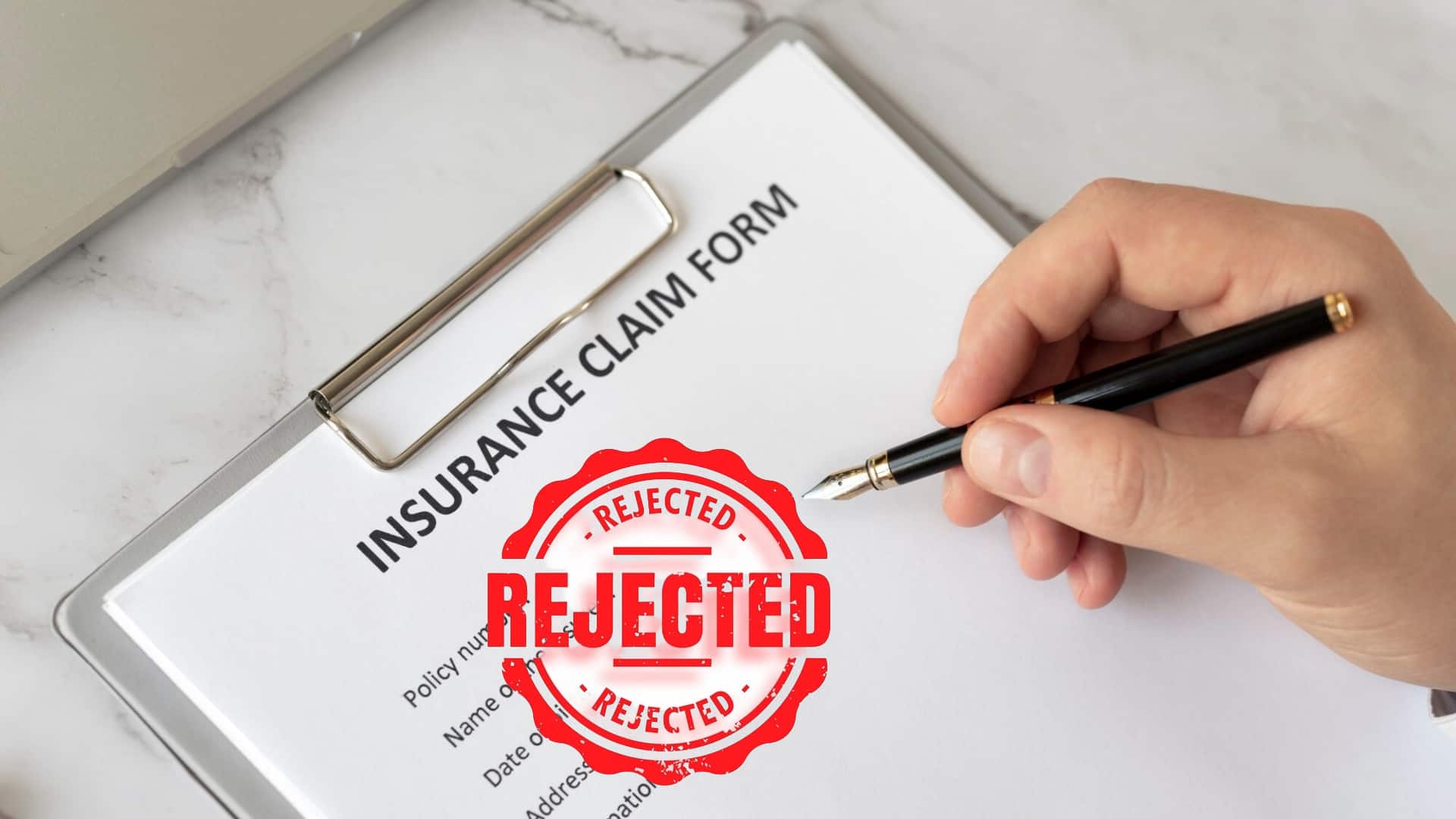 इन 5 कारणों से अटक सकता है बीमा क्लेम, जानिए इनसे कैसे बचें 