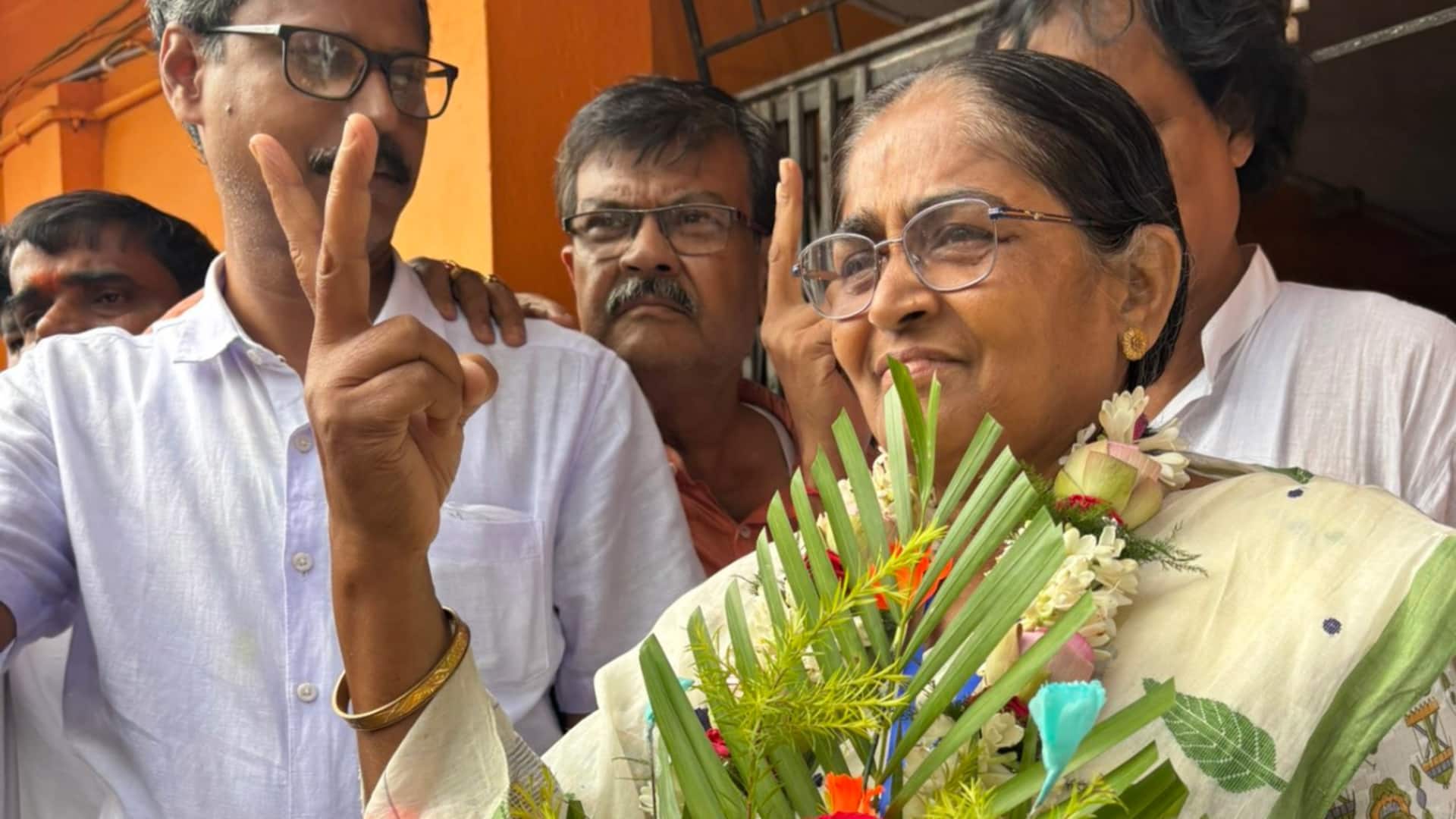 पश्चिम बंगाल उपचुनाव: नंदीग्राम में भाजपा की रिकॉर्ड वोटों से जीत, रेजीनगर पर भी कब्जा