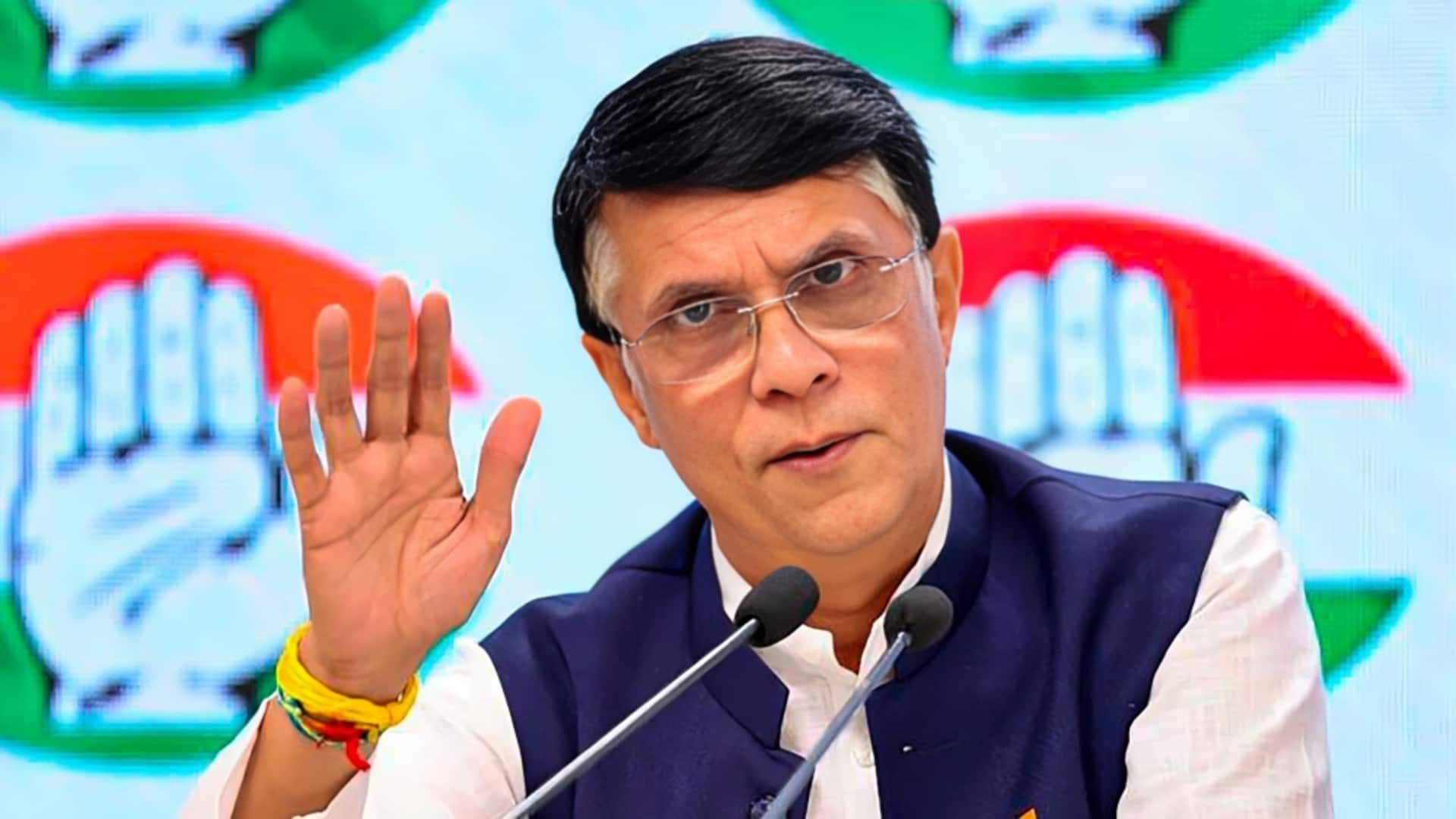 भाजपा का दावा- कांग्रेस नेता पवन खेड़ा के पास 2 वोटर-ID, चुनाव आयोग ने भेजा नोटिस भाजपा का दावा- कांग्रेस नेता पवन खेड़ा के पास 2 वोटर-ID, चुनाव आयोग ने भेजा नोटिस