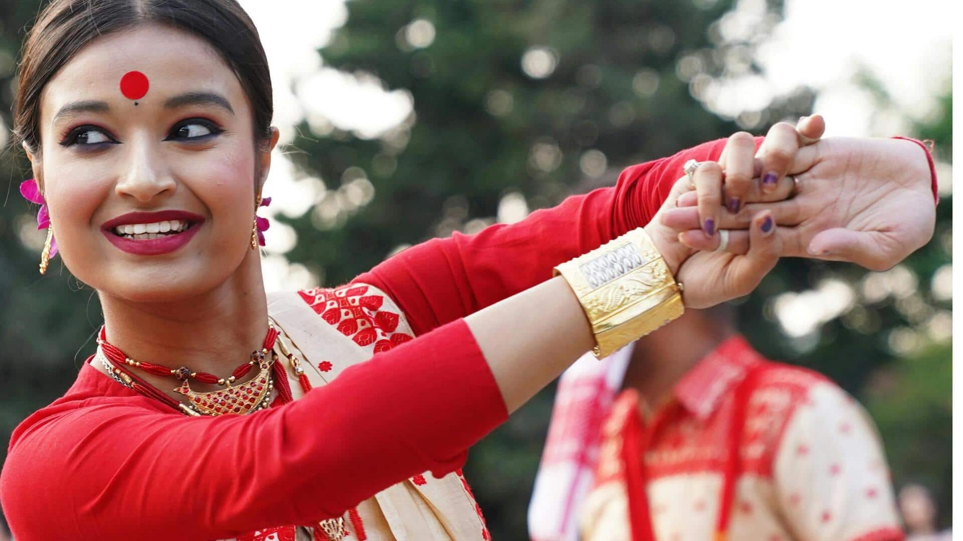 असम का पारंपरिक लोक नृत्य है बिहू, जानिए इसके बारे में कुछ खास बातें